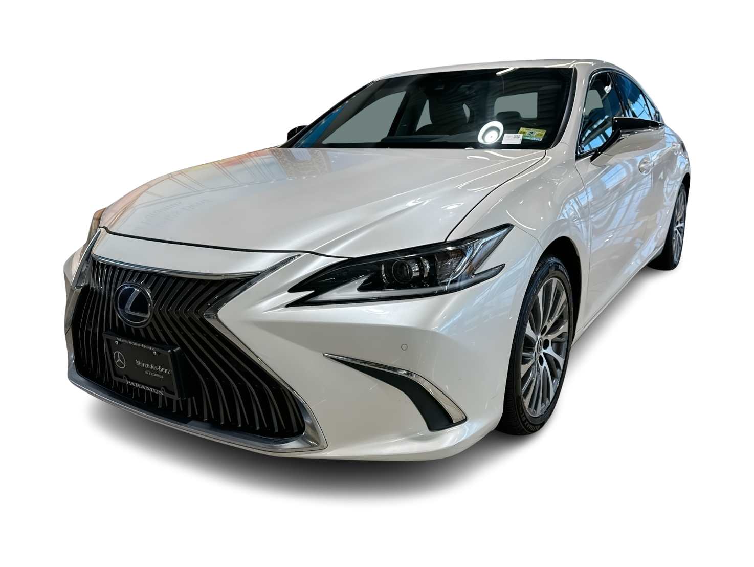Thumbnail: 2021 Lexus ES - 1