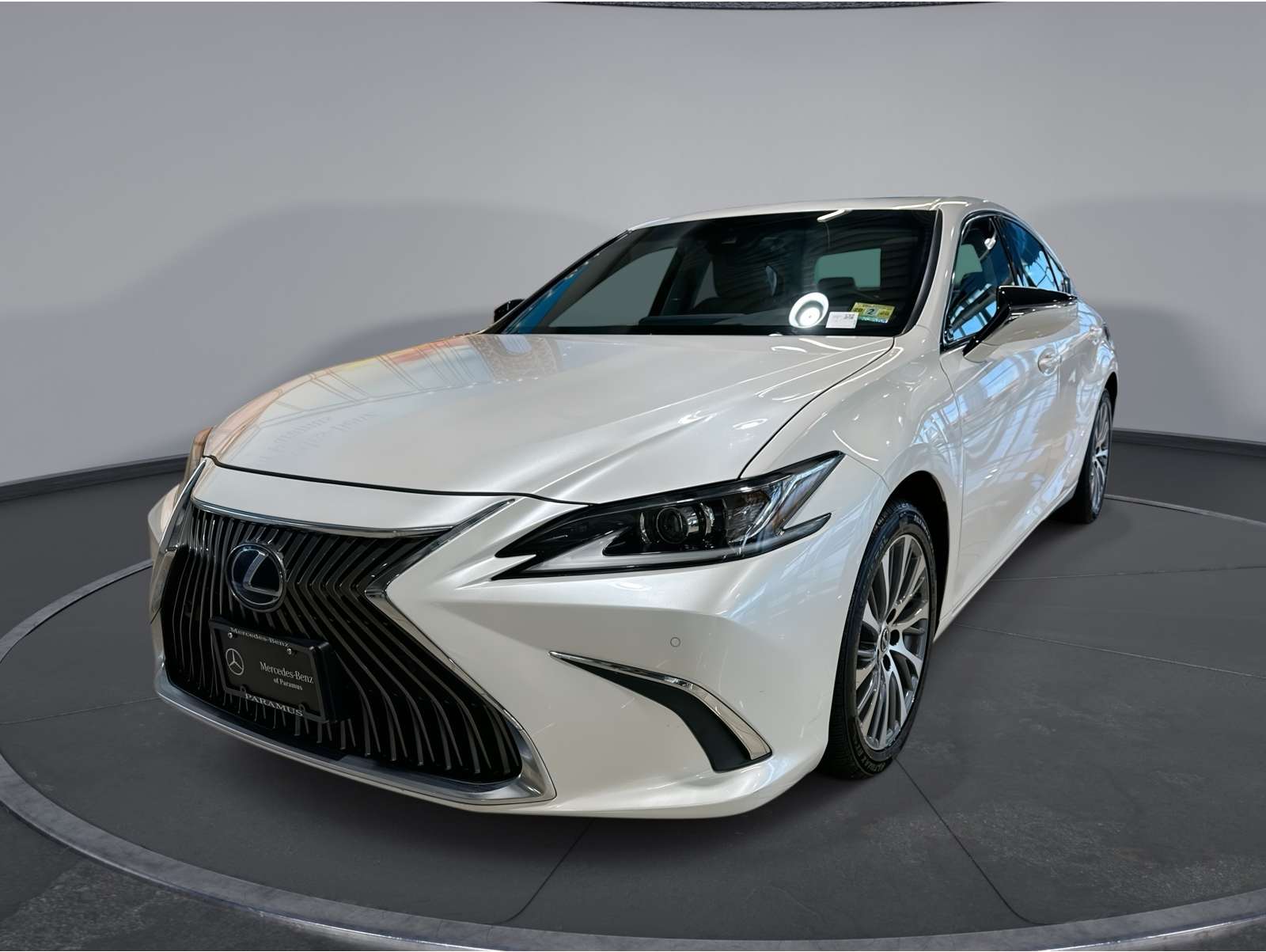 2021 Lexus ES