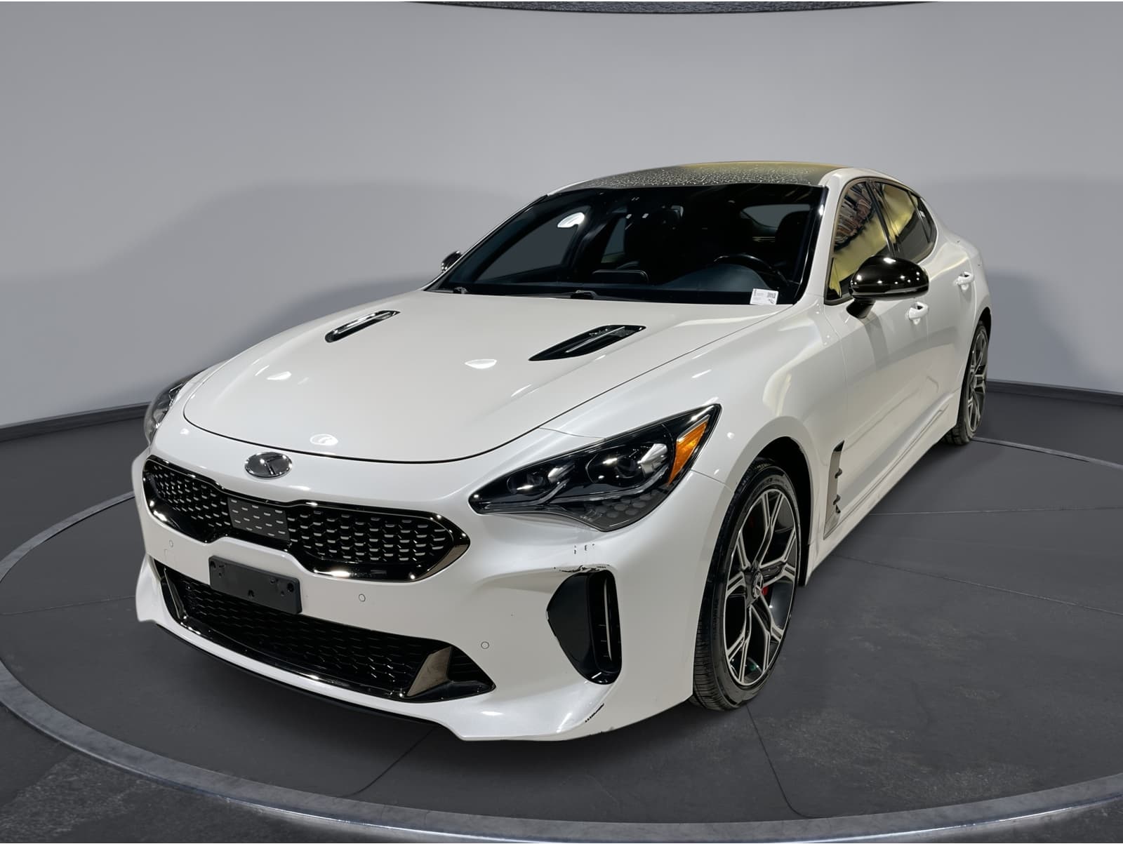 2018 Kia Stinger GT's photo