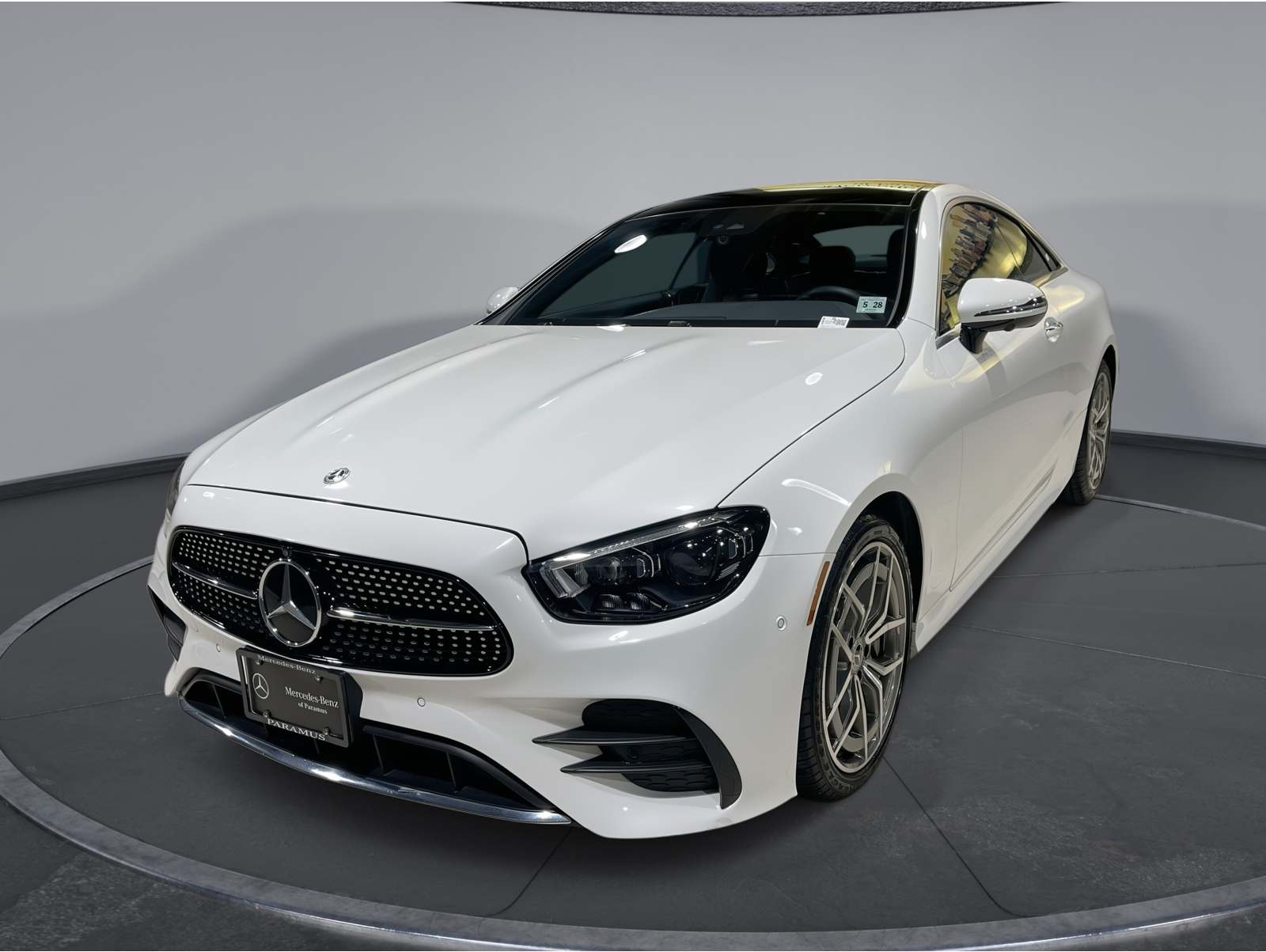 2023 Mercedes-Benz E-Class E450's photo