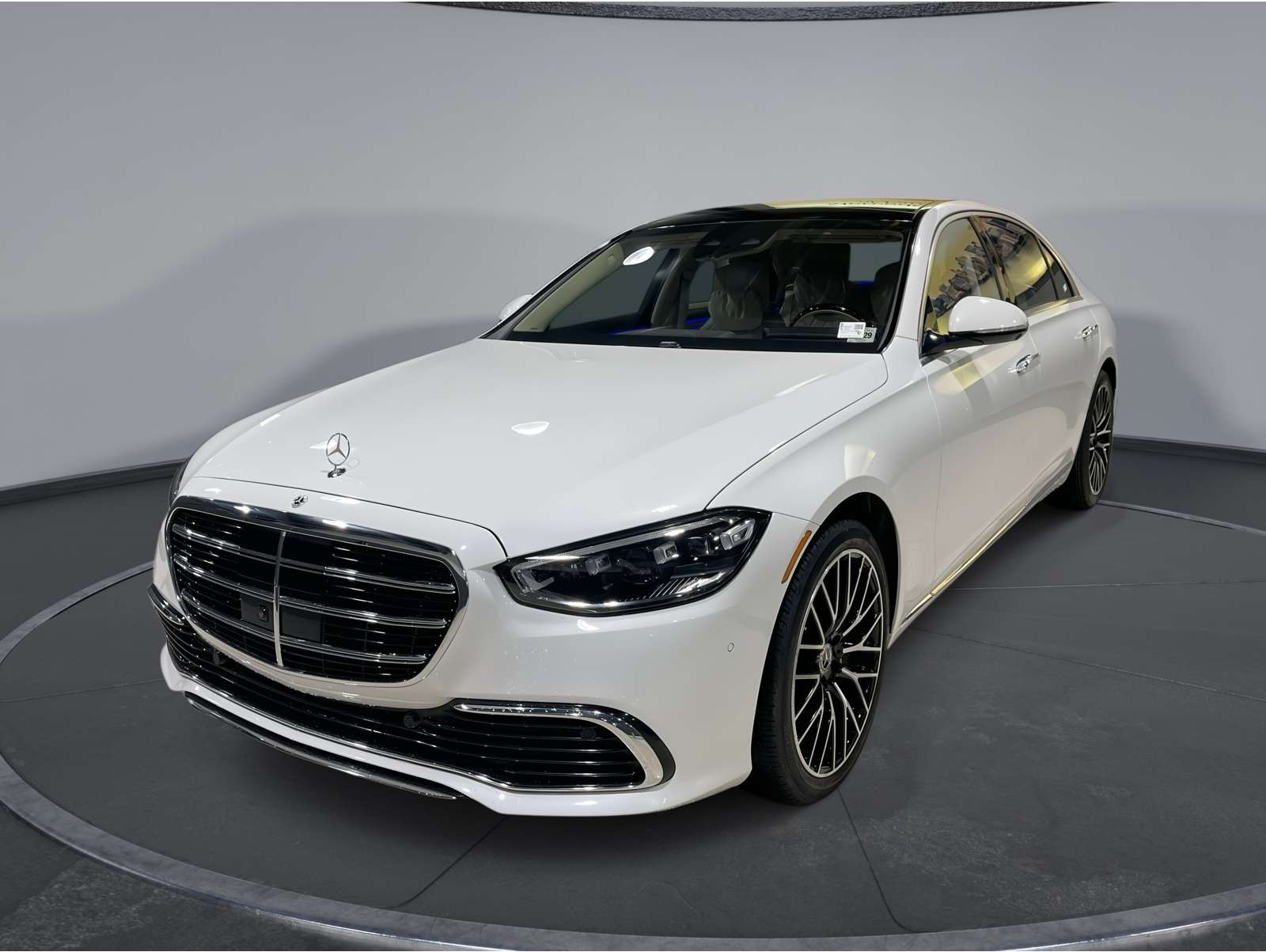 2024 Mercedes-Benz S-Class S 580's photo