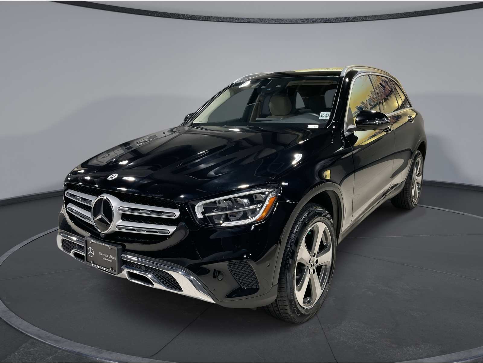2022 Mercedes-Benz GLC GLC300's photo