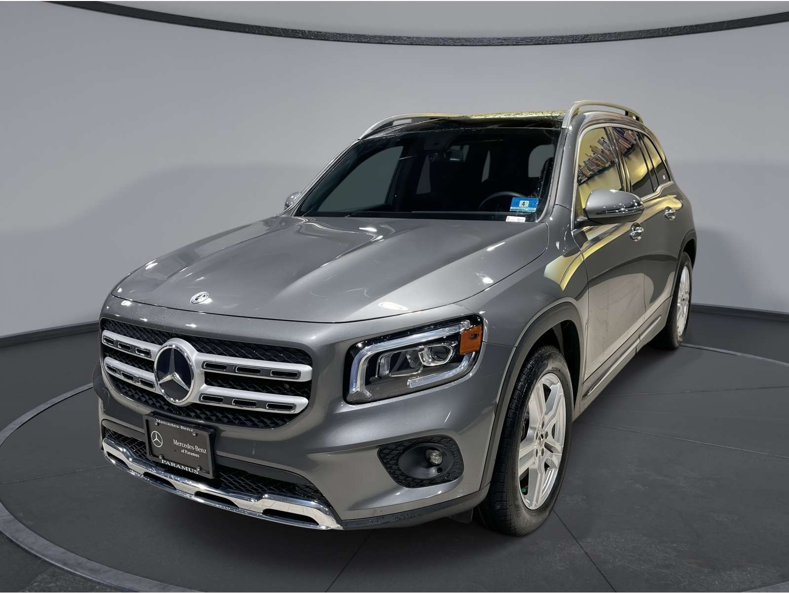 2021 Mercedes-Benz GLB Base's photo