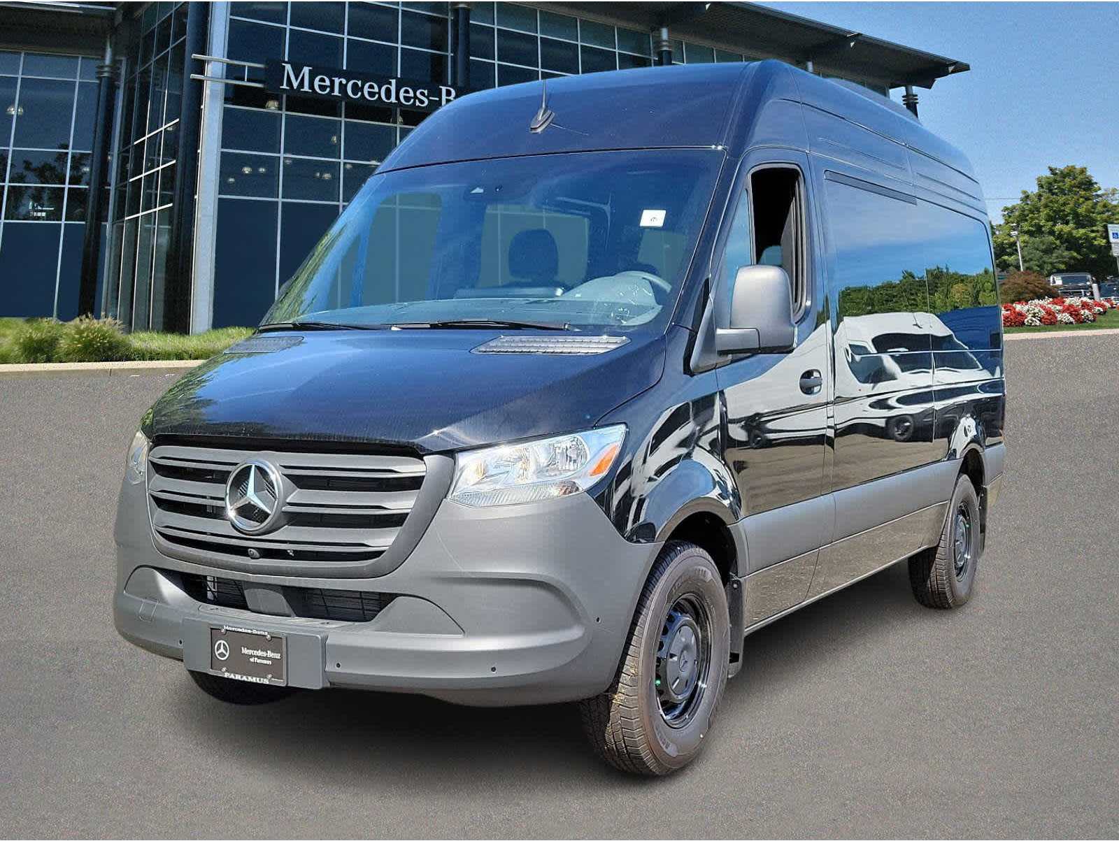 2024 Mercedes-Benz Sprinter Passenger Van Base's photo