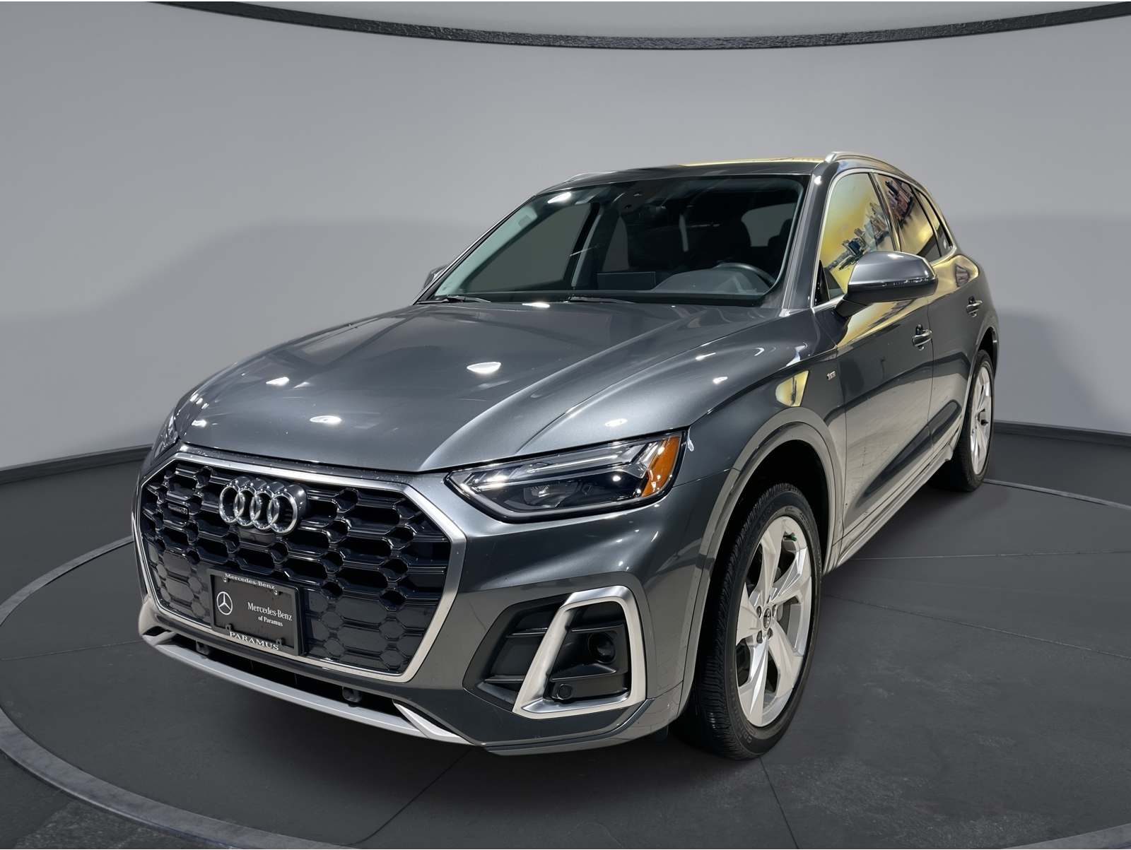 2023 Audi Q5 Premium Plus's photo