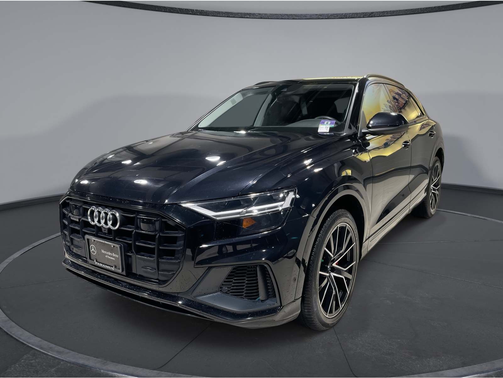 2019 Audi Q8 Premium Plus's photo