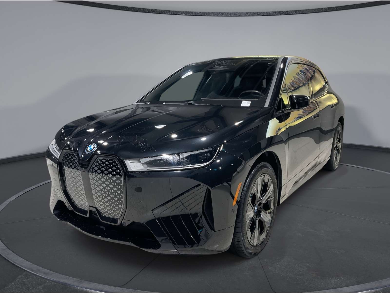 2023 BMW iX Base's photo