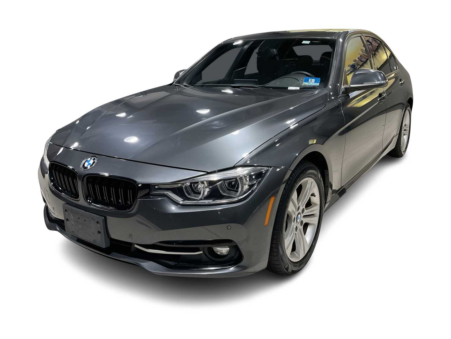 Thumbnail: 2016 BMW 3 Series - 1