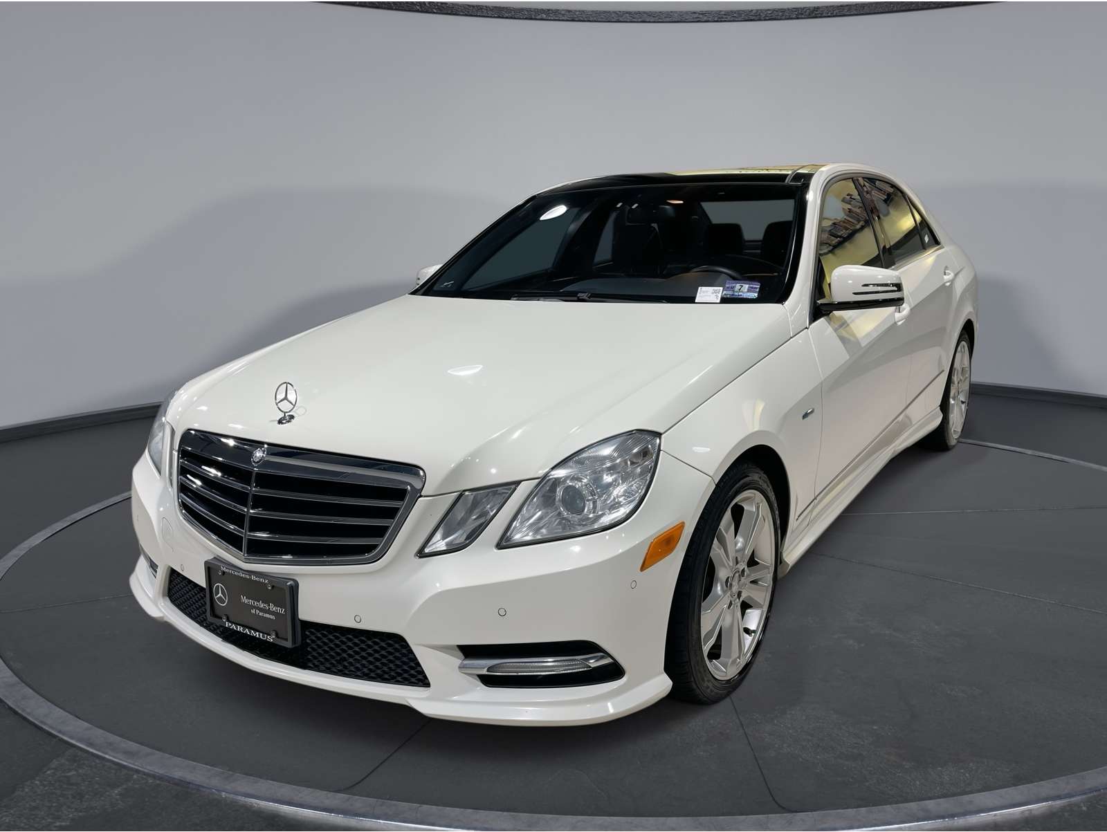 2012 Mercedes-Benz E-Class's photo