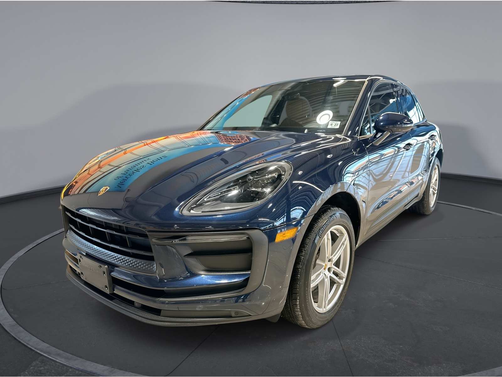 2022 Porsche Macan Base