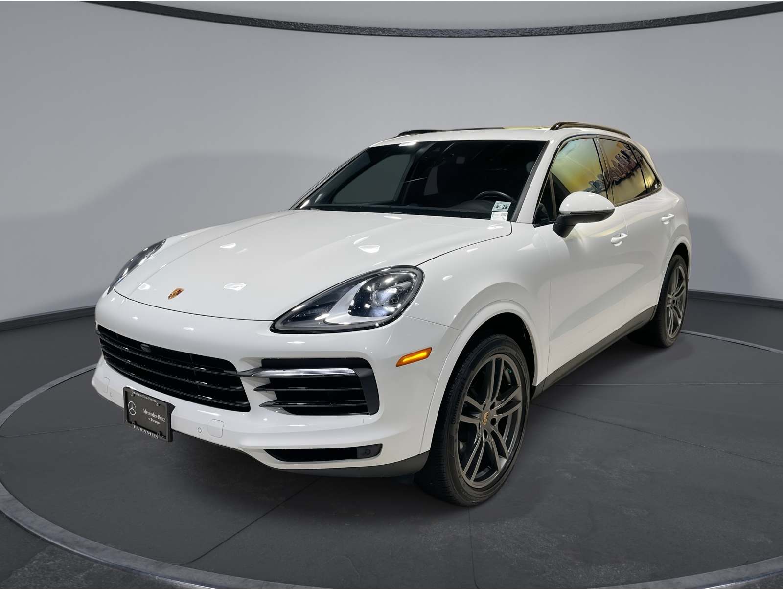 2023 Porsche Cayenne Base's photo