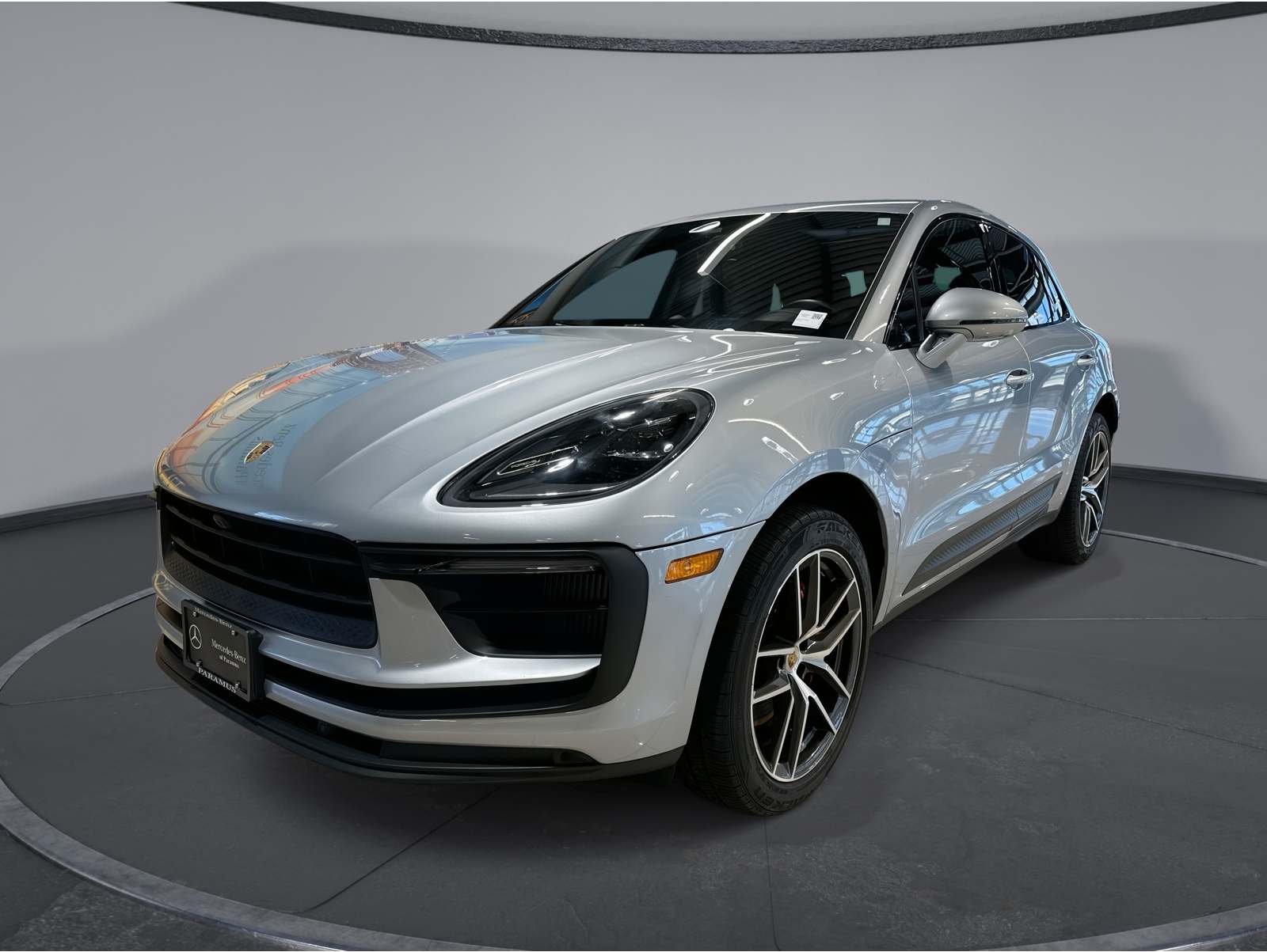2022 Porsche Macan S