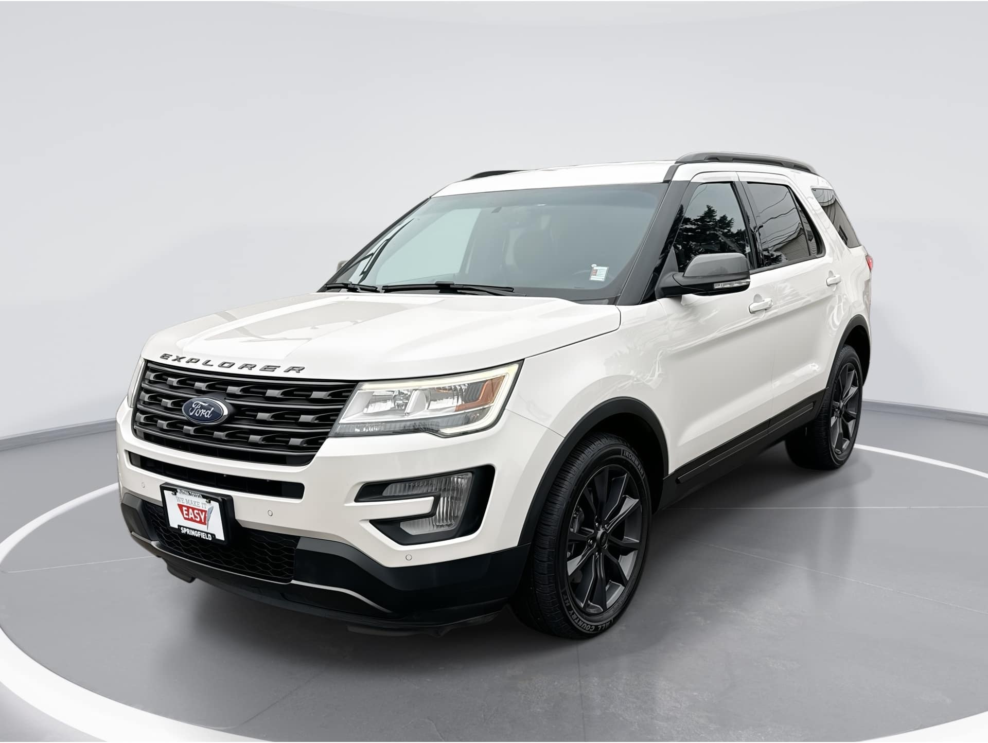 2017 Ford Explorer XLT's photo