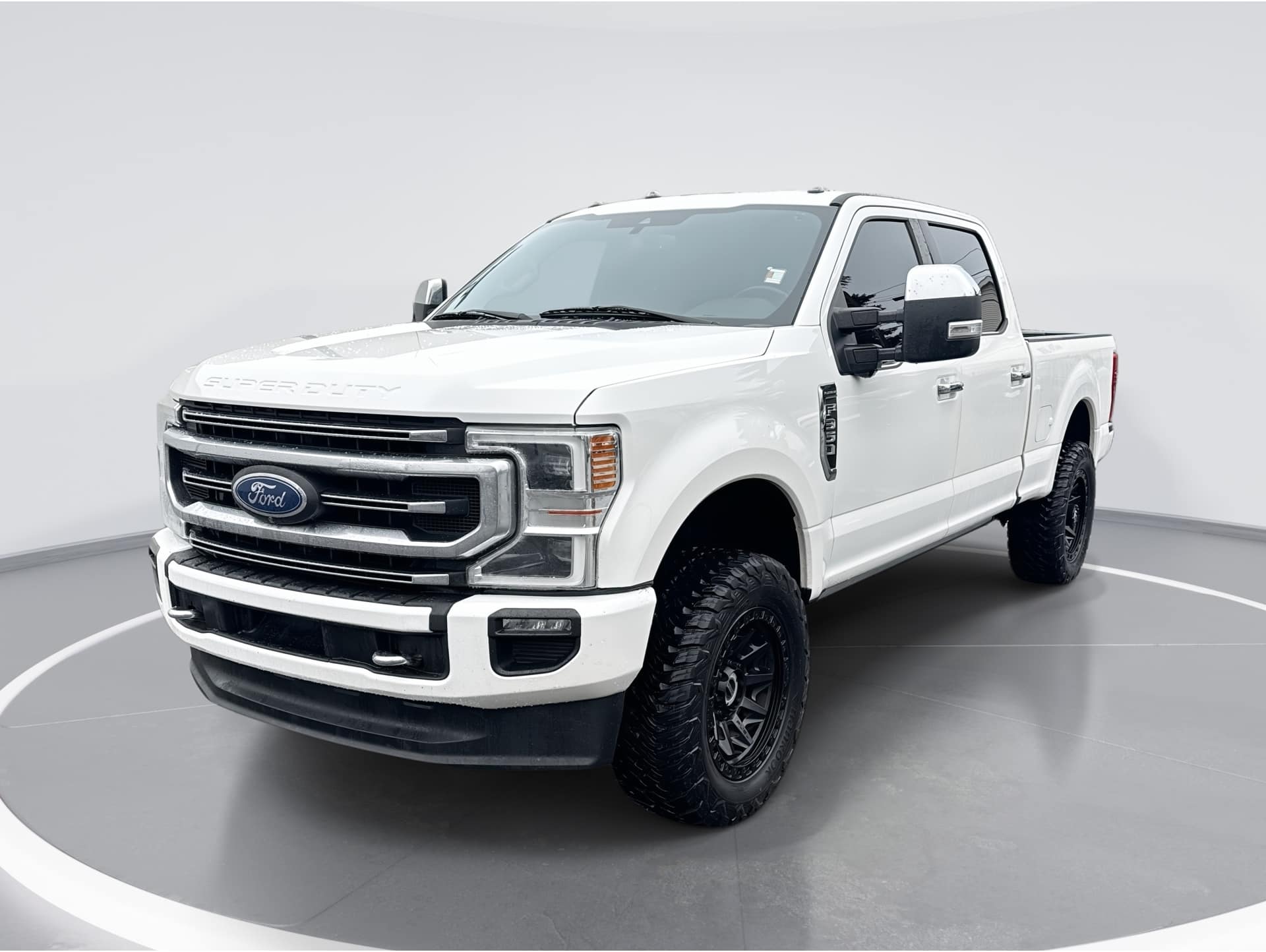 2020 Ford F-350 Super Duty Platinum's photo