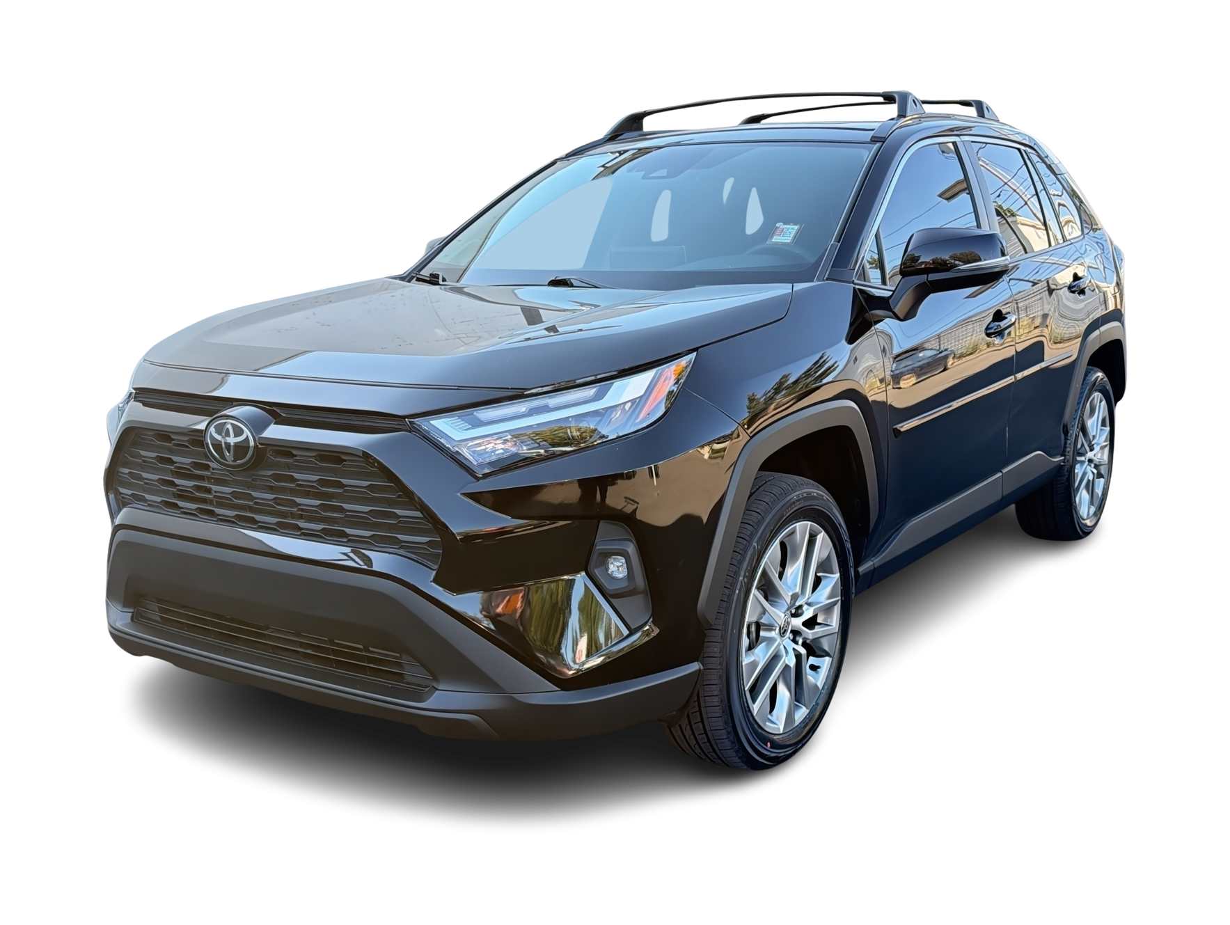 Thumbnail: 2022 Toyota RAV4 - 1
