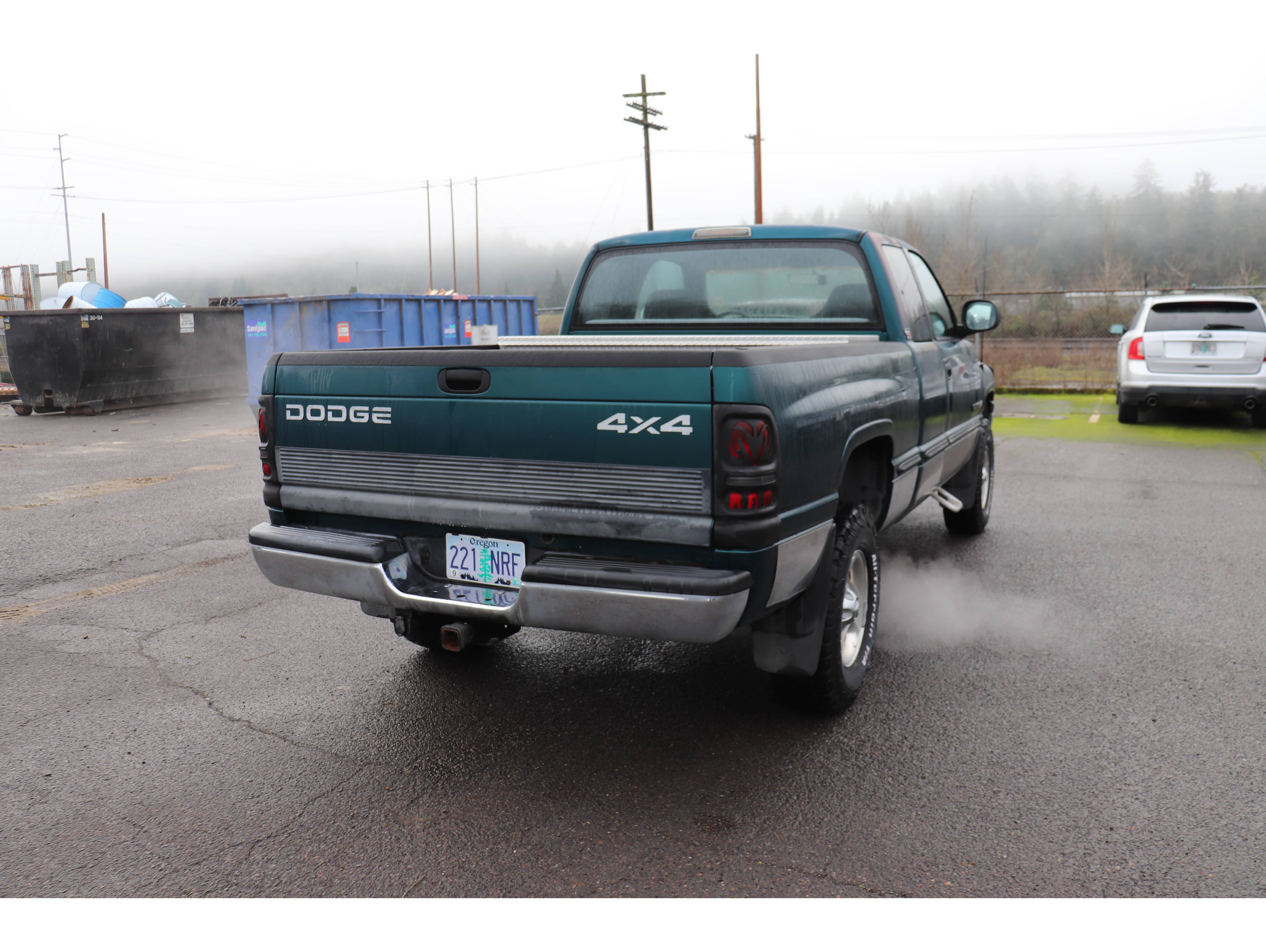 1998 Dodge Ram Pickup ST's photo