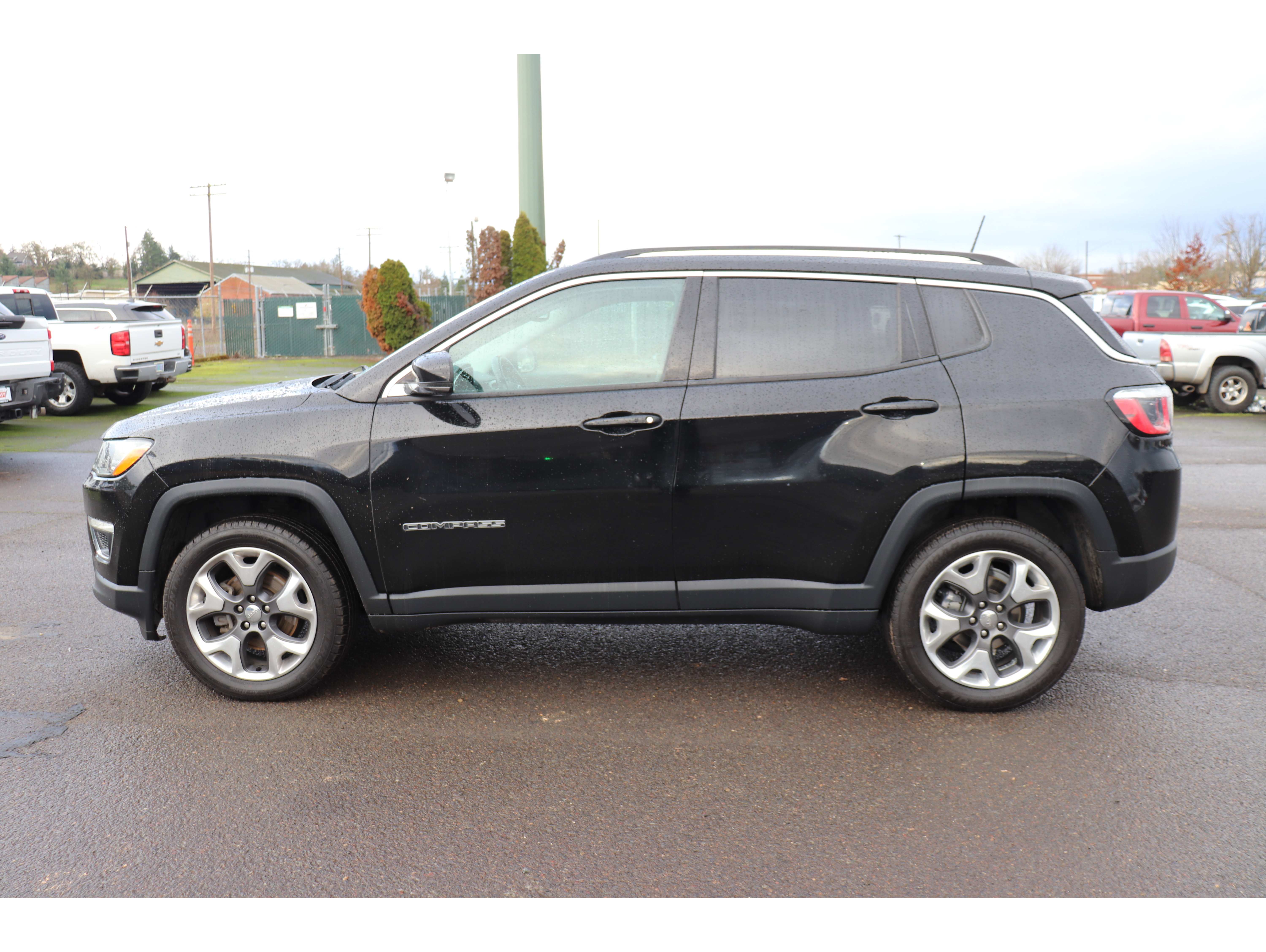 2018 Jeep Compass Limited's photo