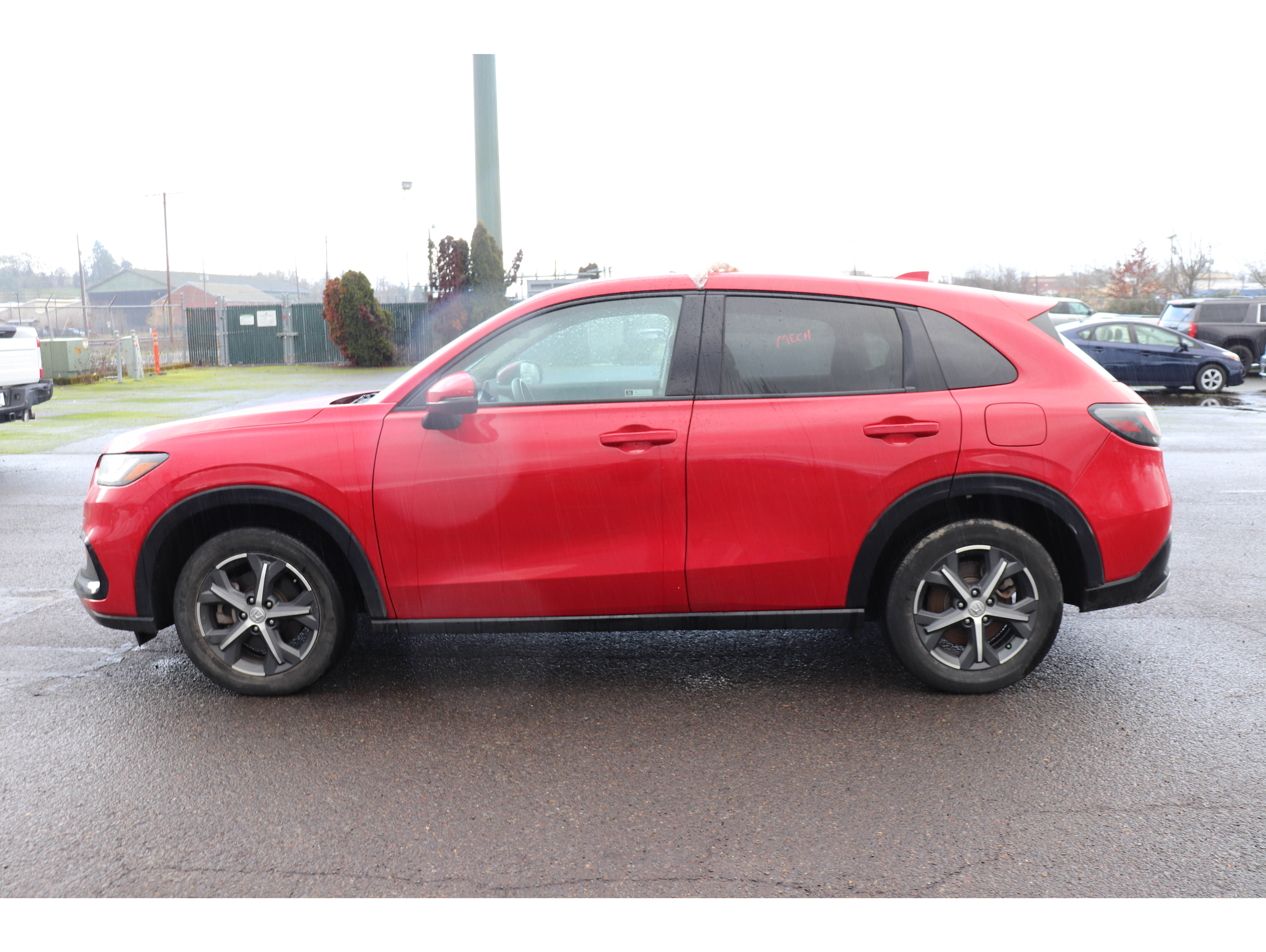 2023 Honda HR-V EX-L's photo