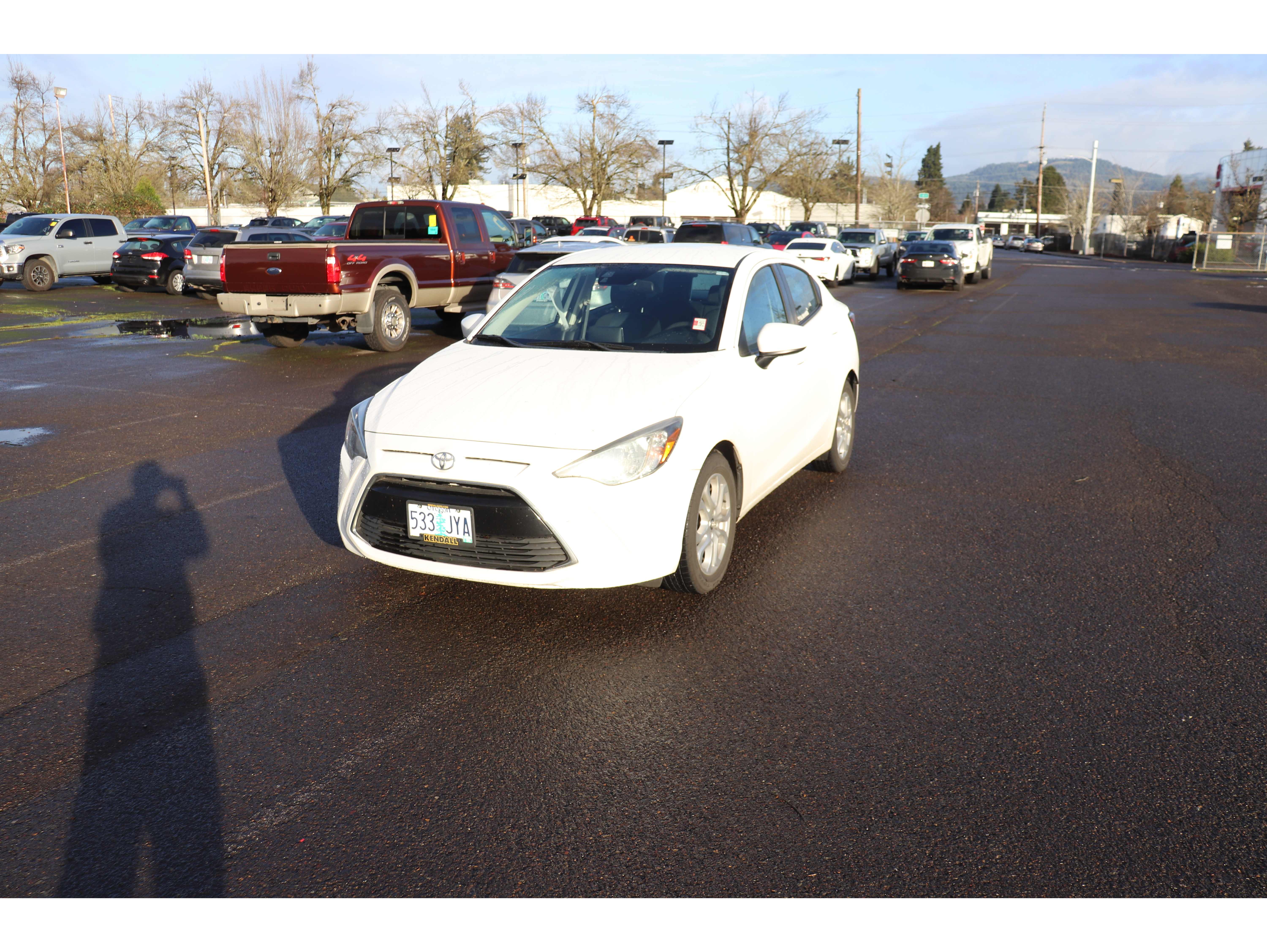 2017 Toyota Yaris iA Base's photo