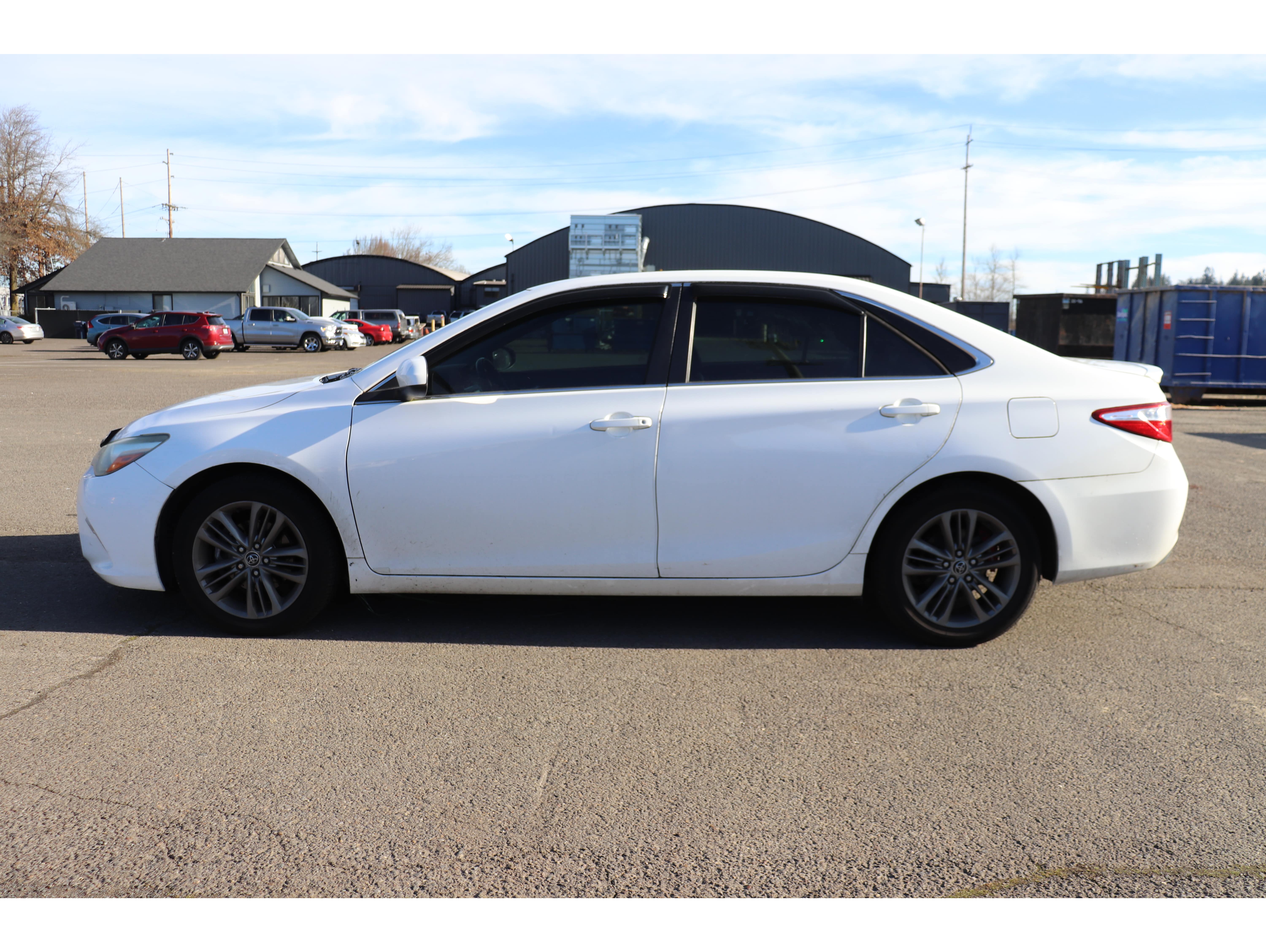 2015 Toyota Camry SE