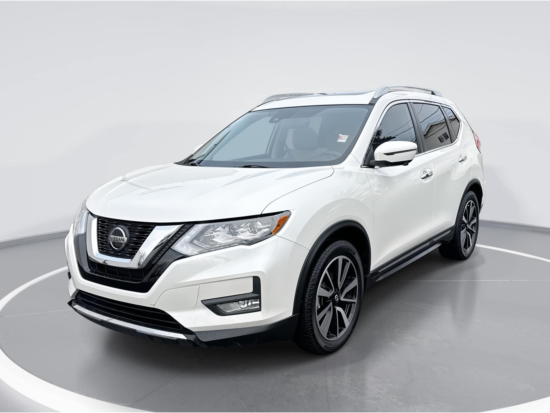 2019 Nissan Rogue SL's photo