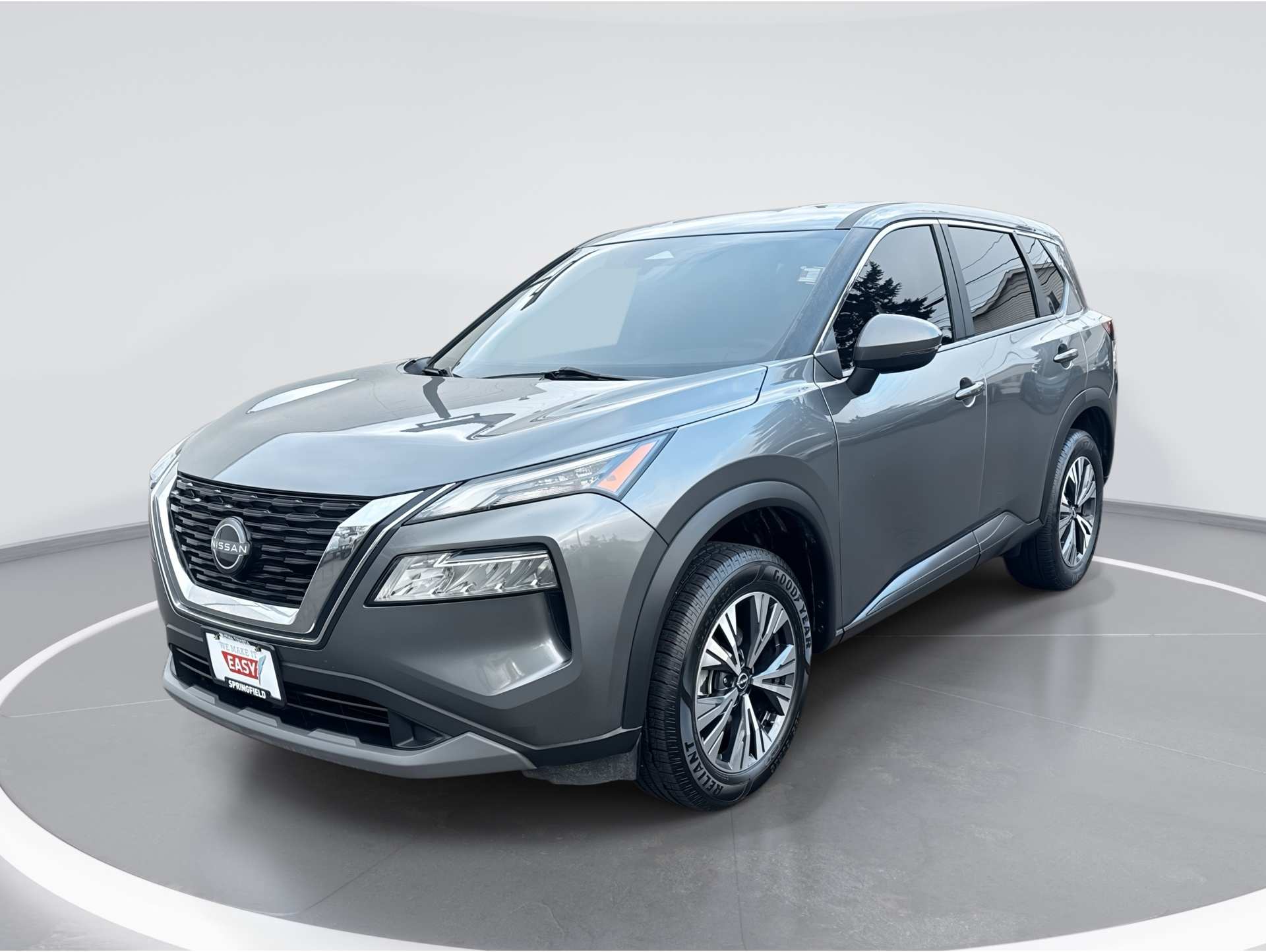 2022 Nissan Rogue SV's photo