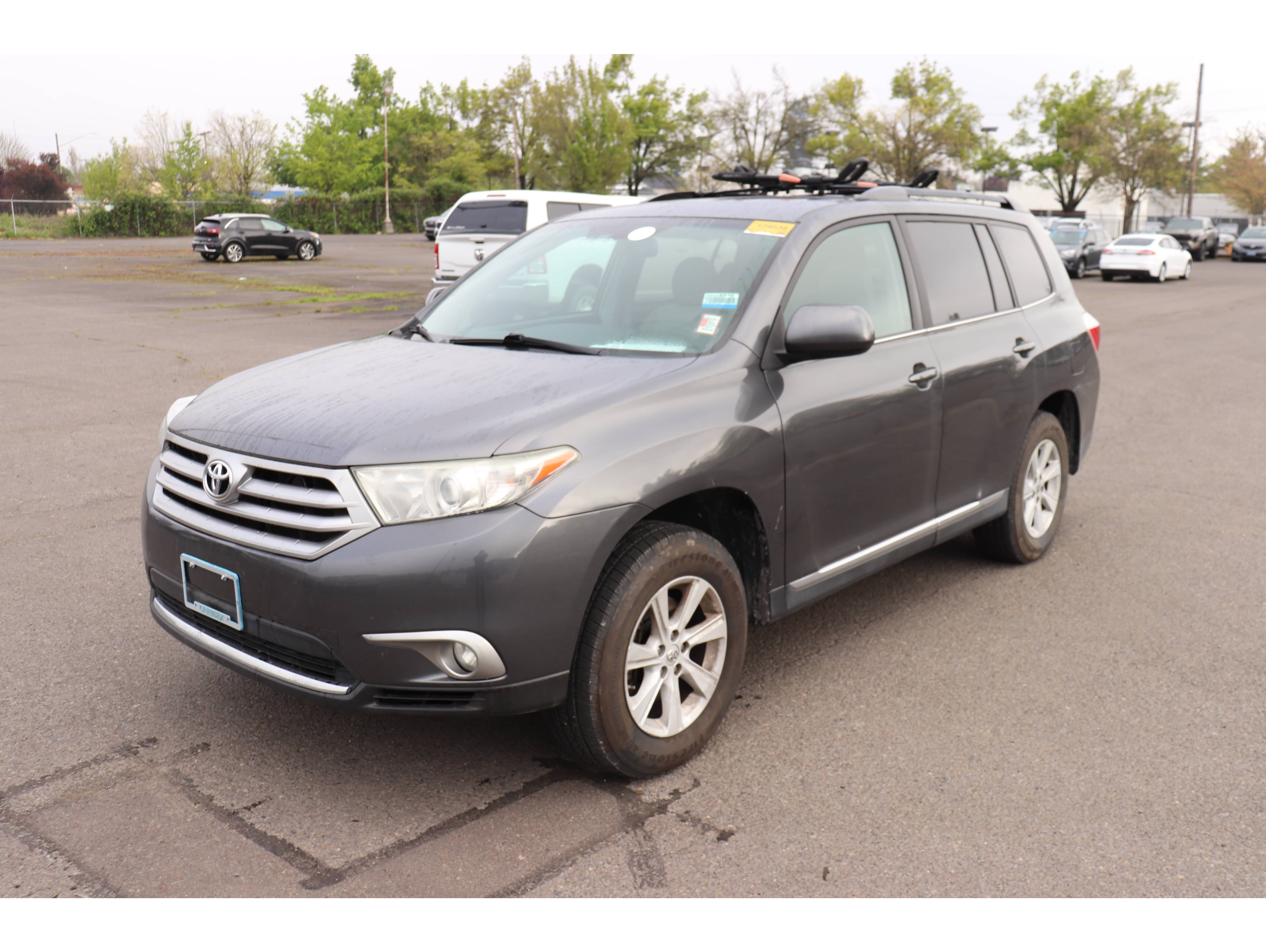 2013 Toyota Highlander Base