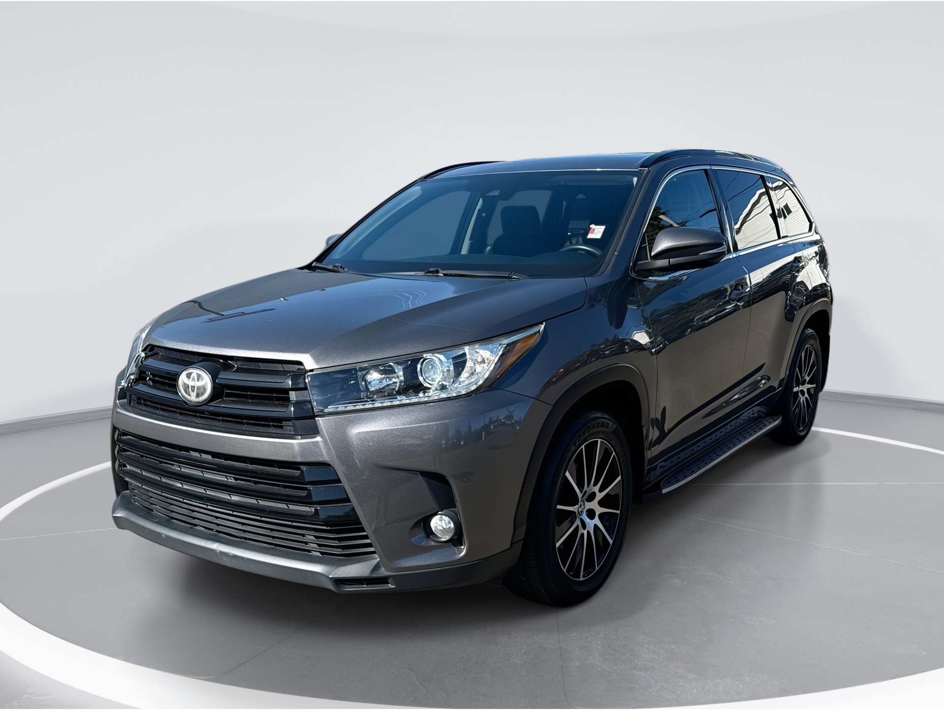 2017 Toyota Highlander SE