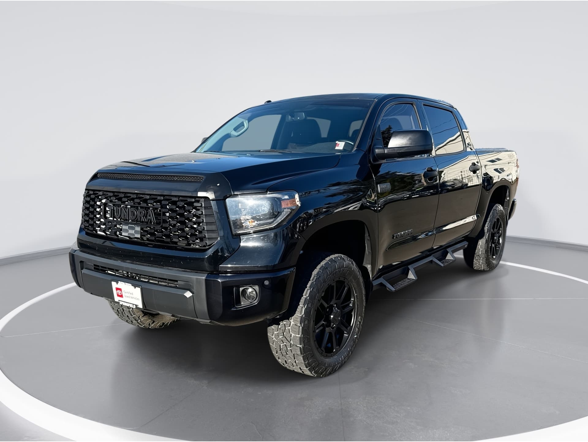 2017 Toyota Tundra SR5's photo