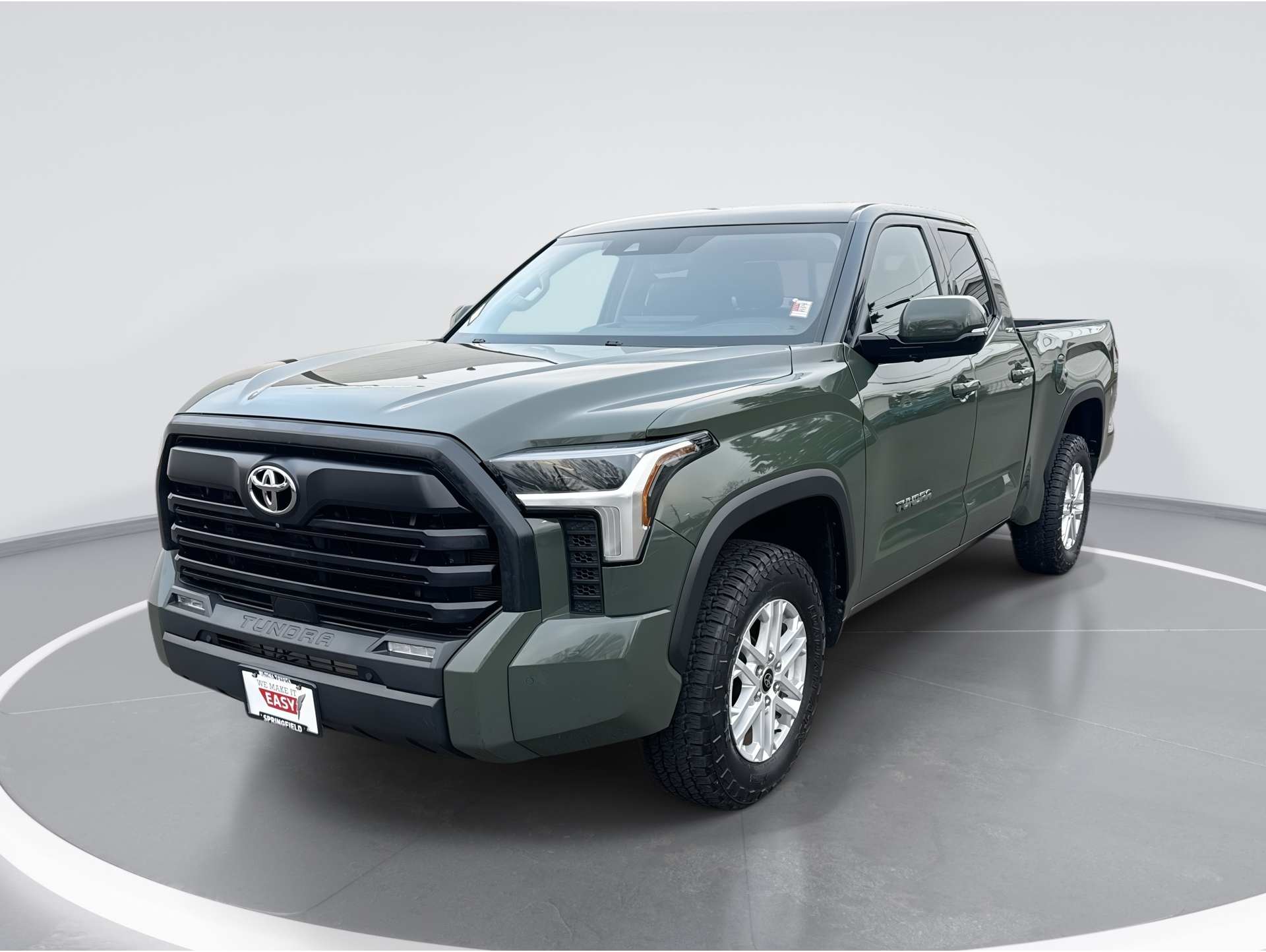 2022 Toyota Tundra SR5's photo
