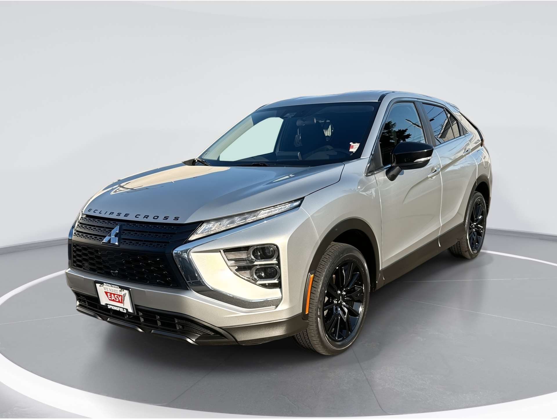 2023 Mitsubishi Eclipse Cross LE's photo