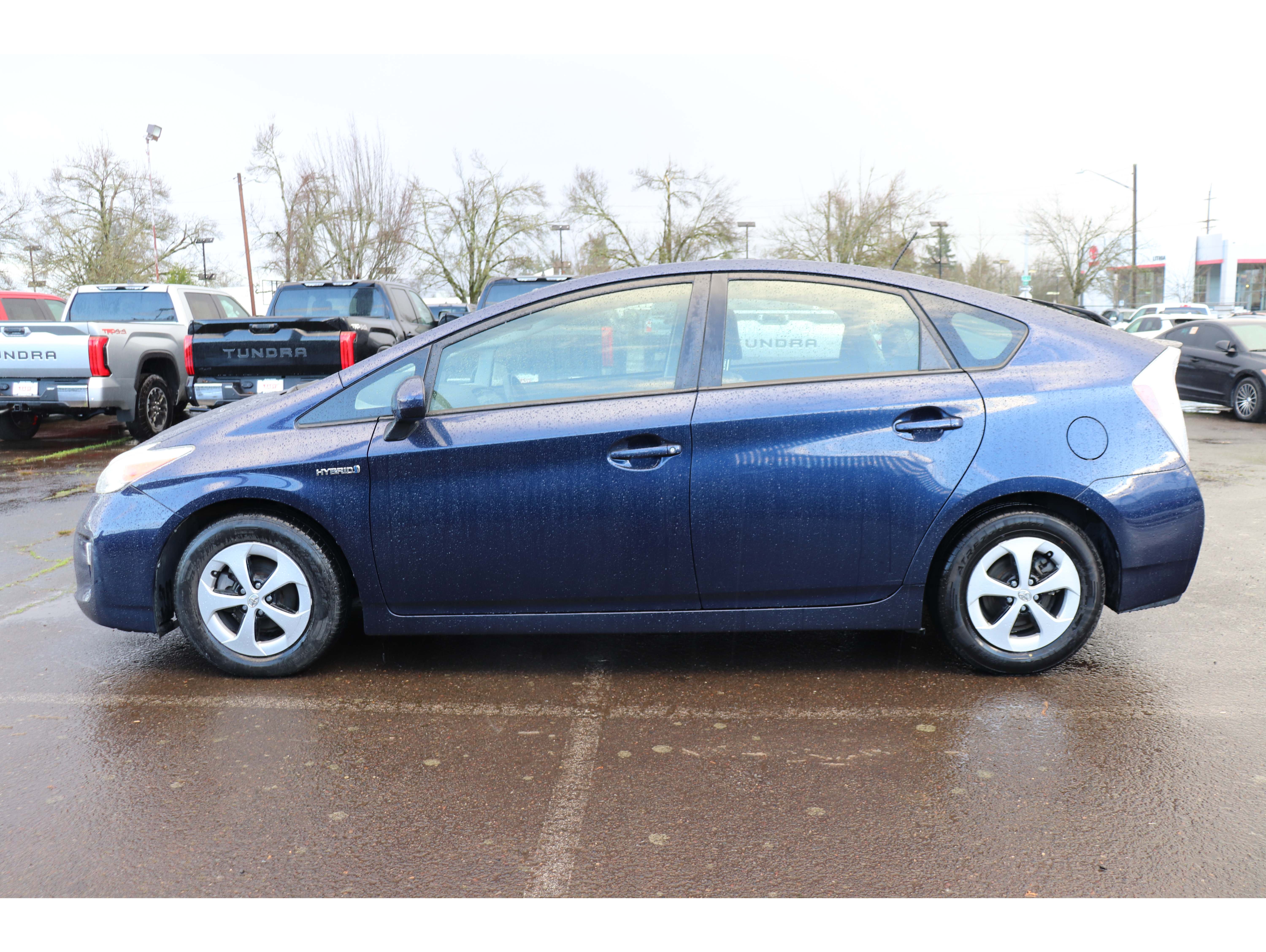 2015 Toyota Prius Four's photo