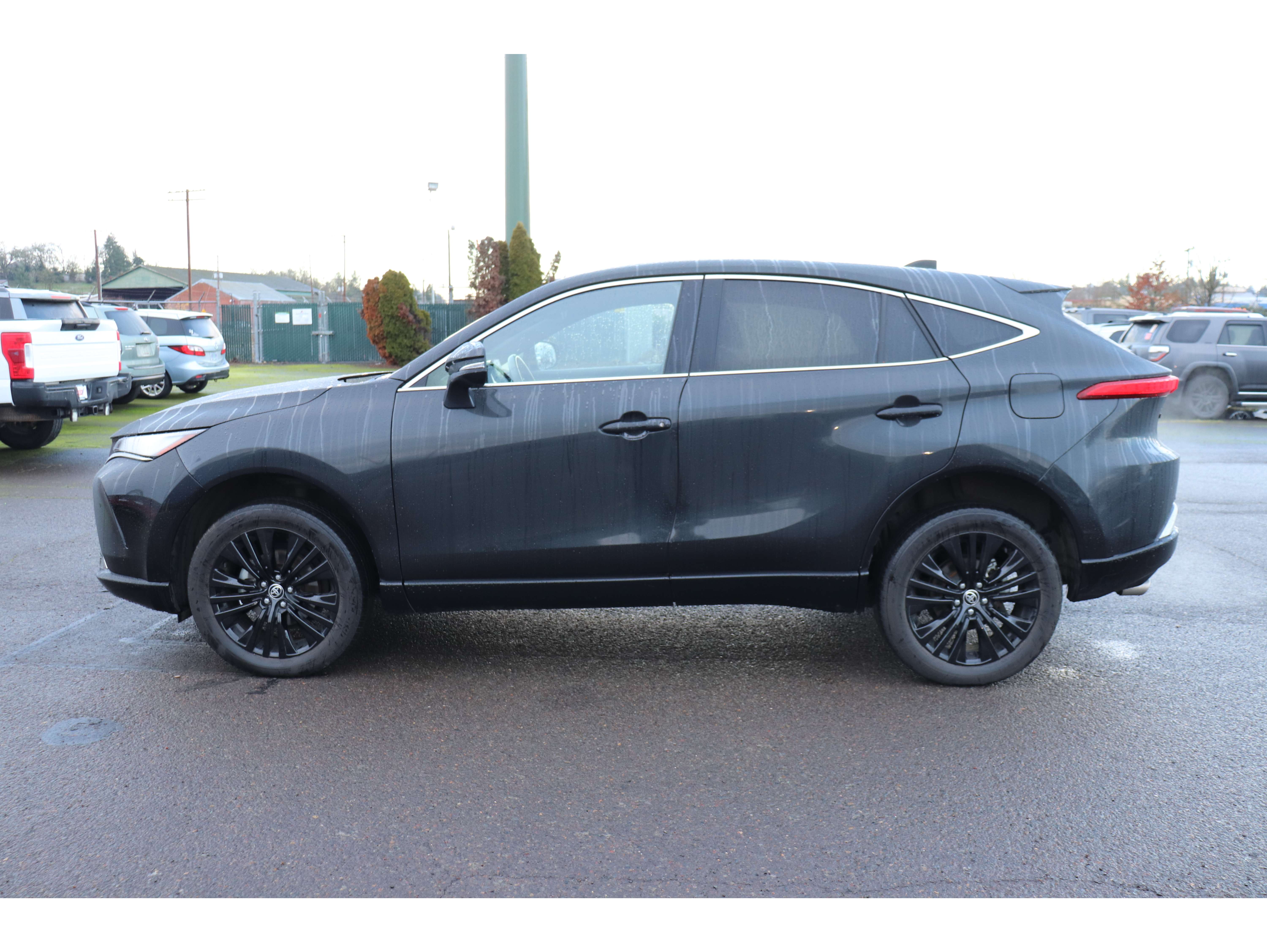 2023 Toyota Venza Nightshade's photo