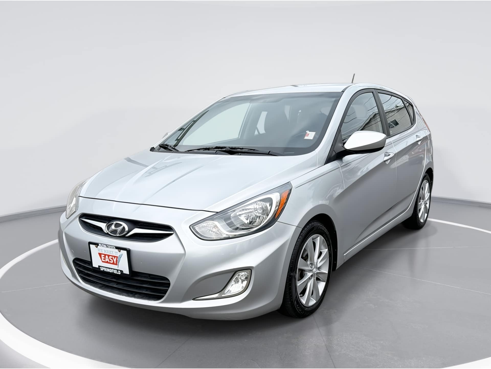 2012 Hyundai Accent SE
