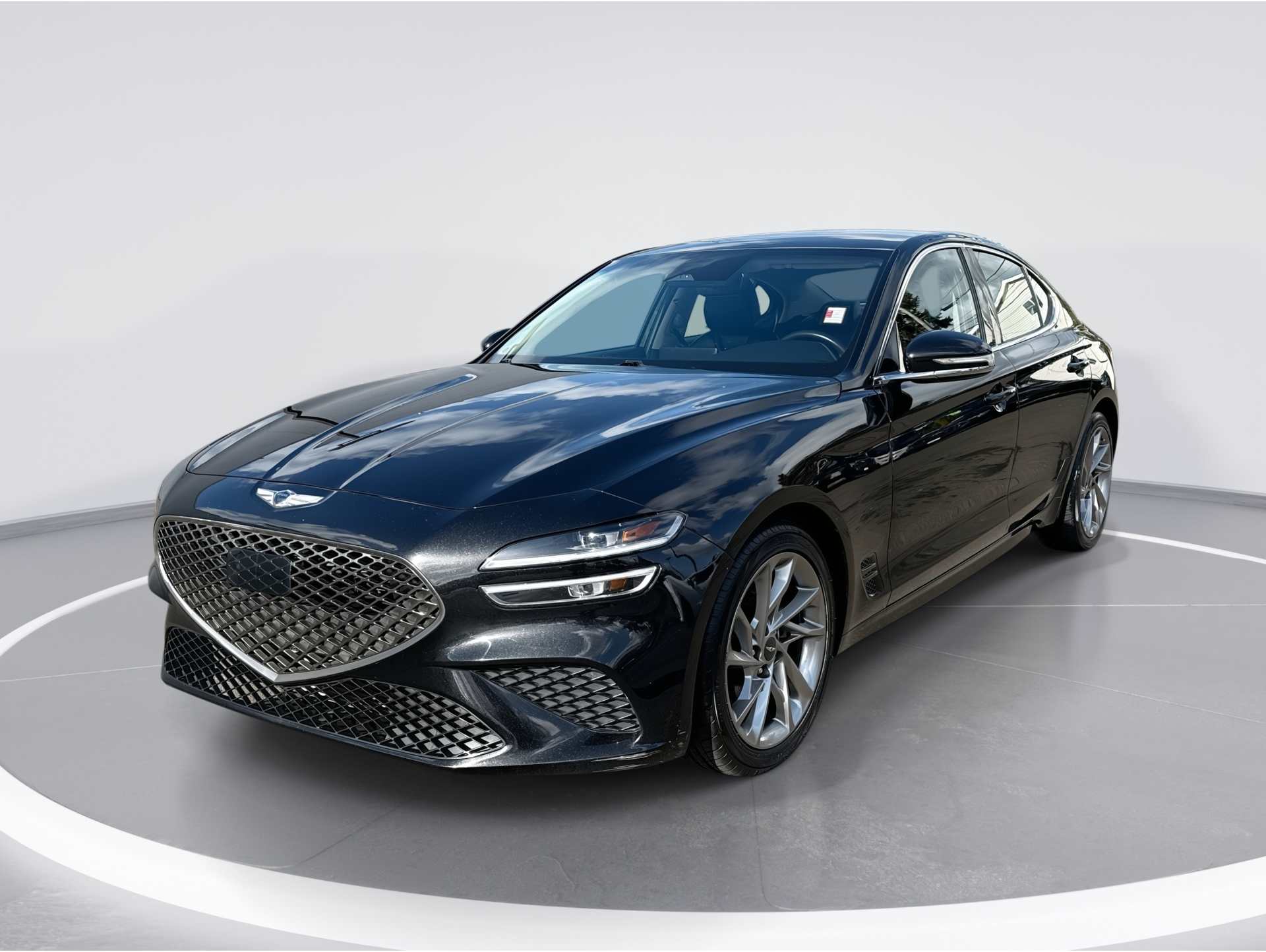 2022 GENESIS G70 Standard's photo