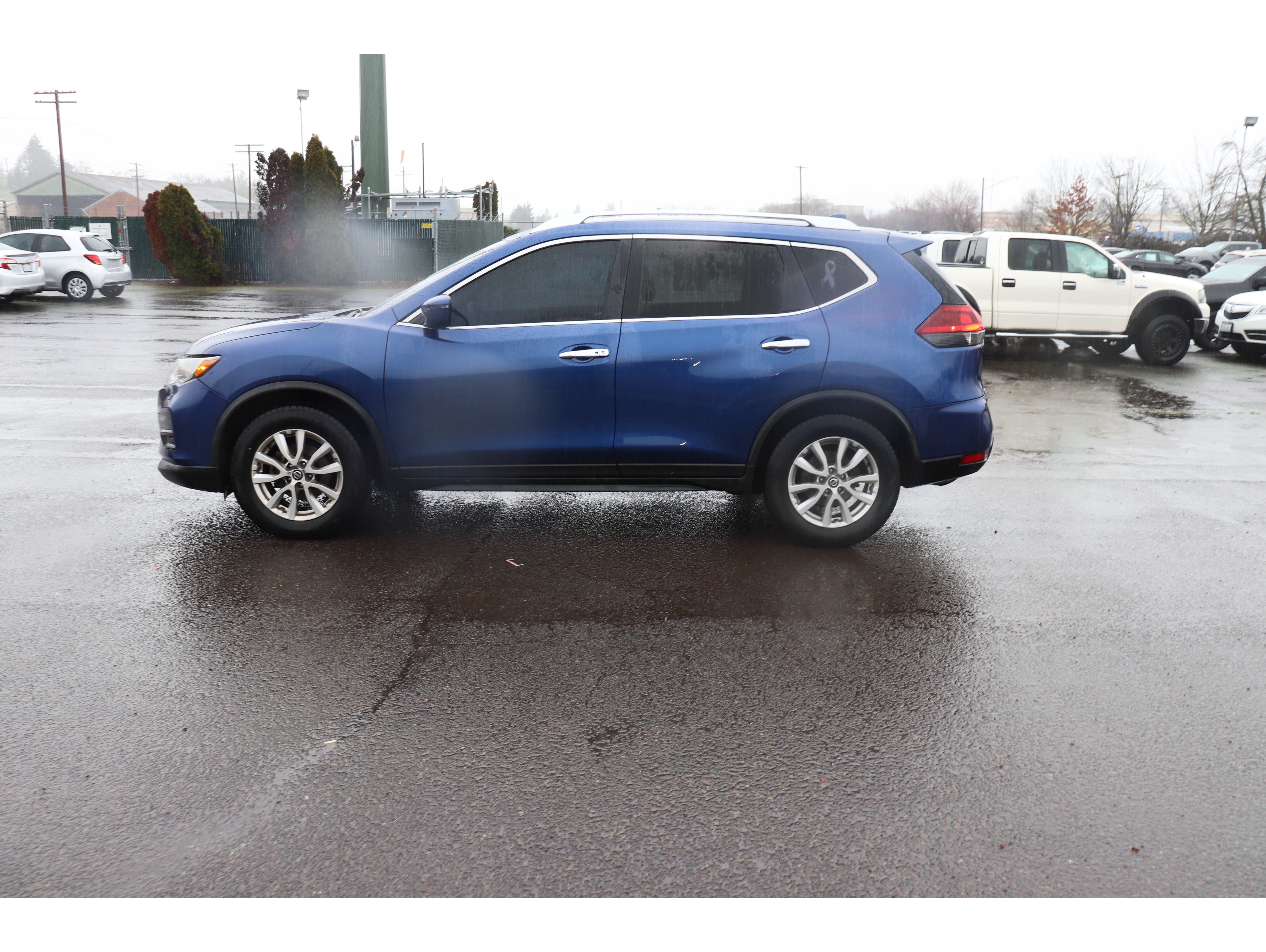 2018 Nissan Rogue SV