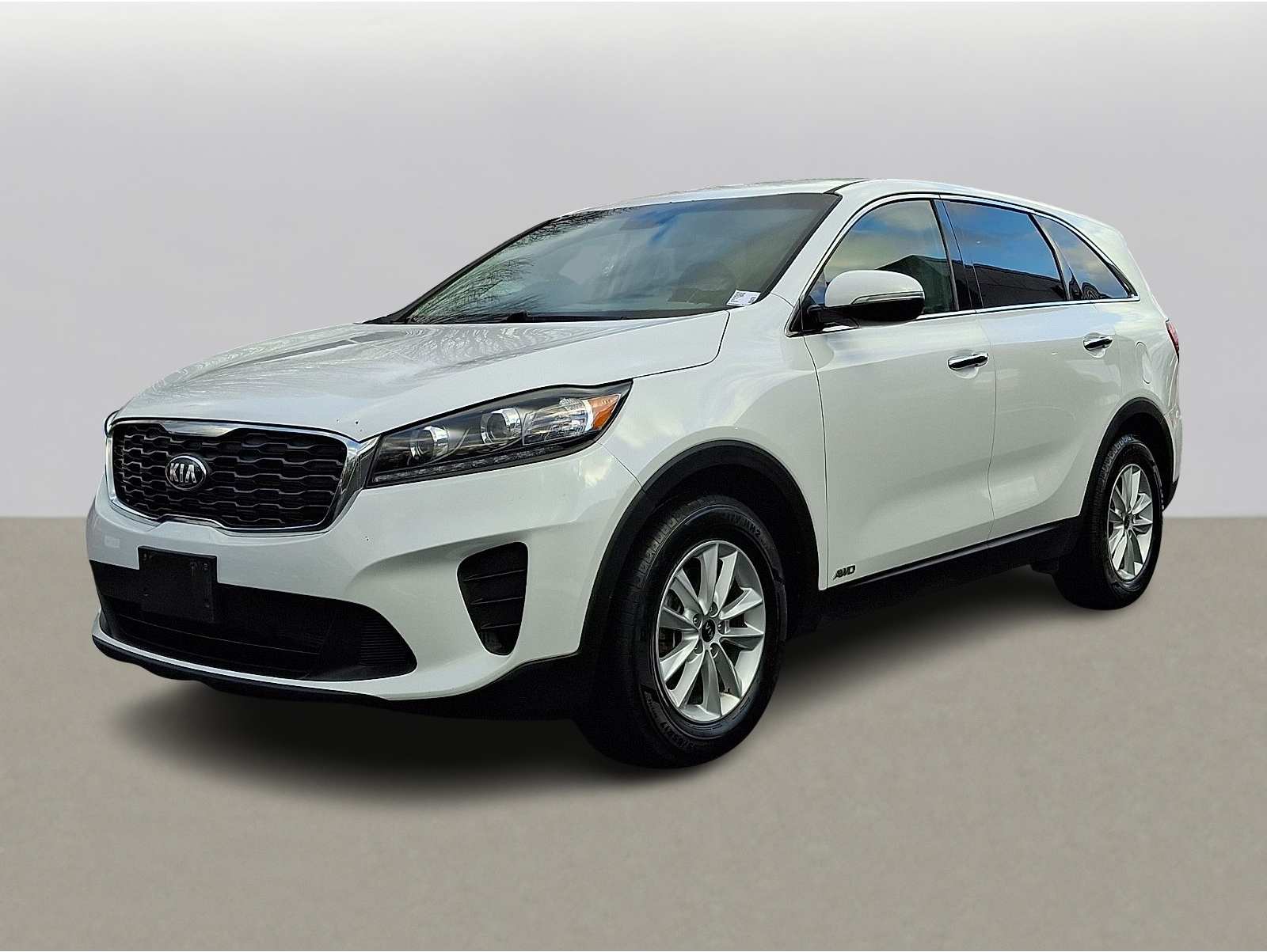 2019 Kia Sorento LX's photo