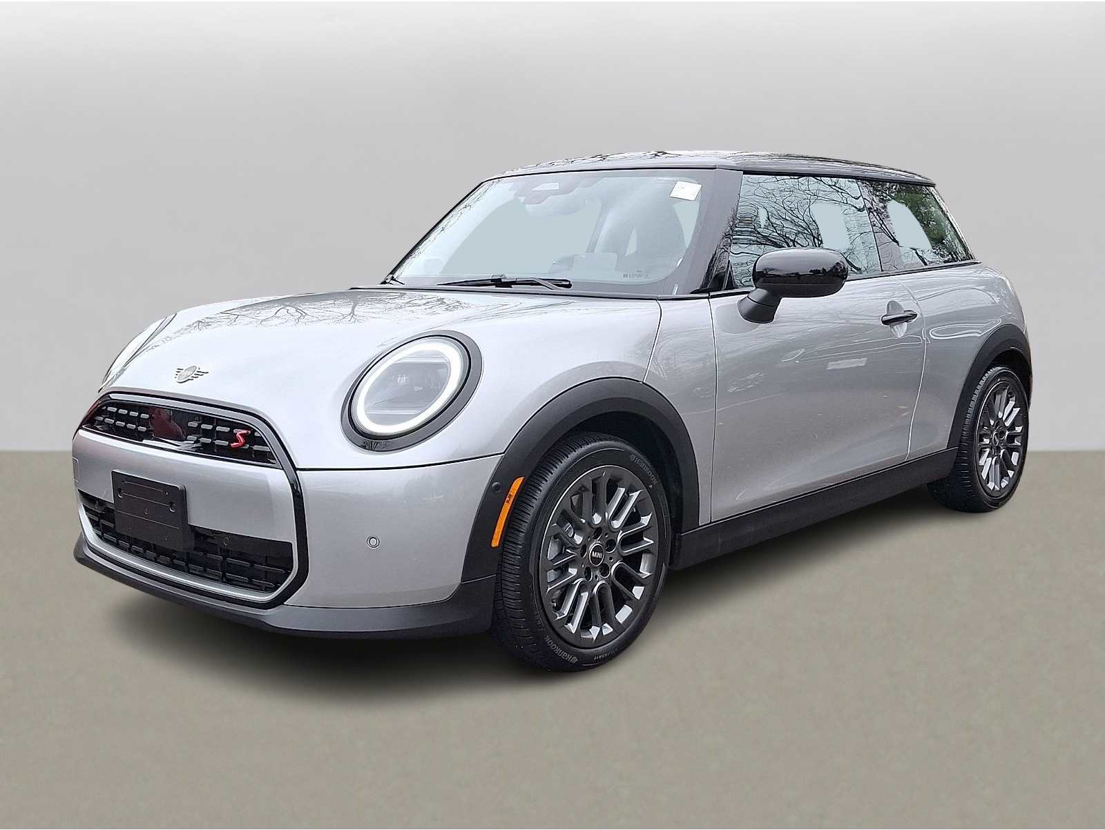 2025 MINI Hardtop 2 Door S's photo