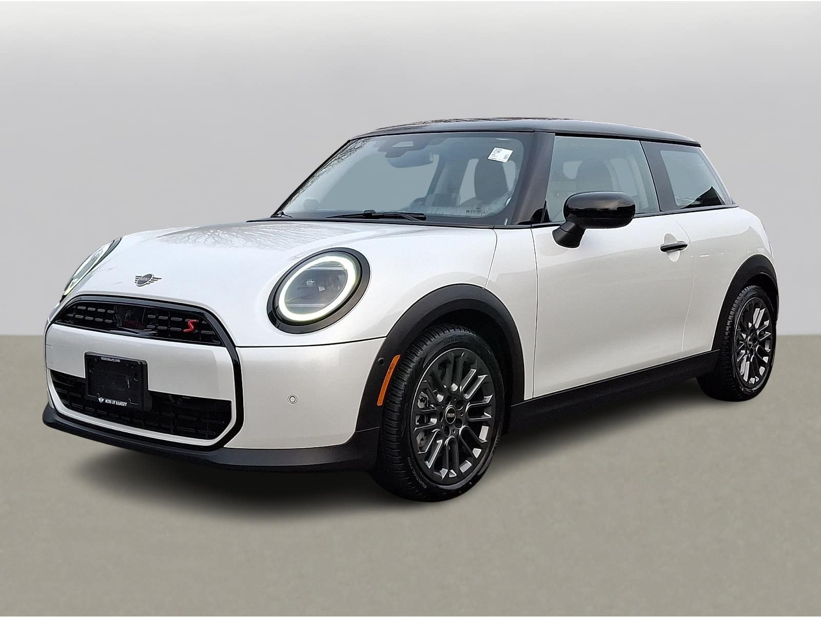 2025 MINI Hardtop 2 Door S's photo