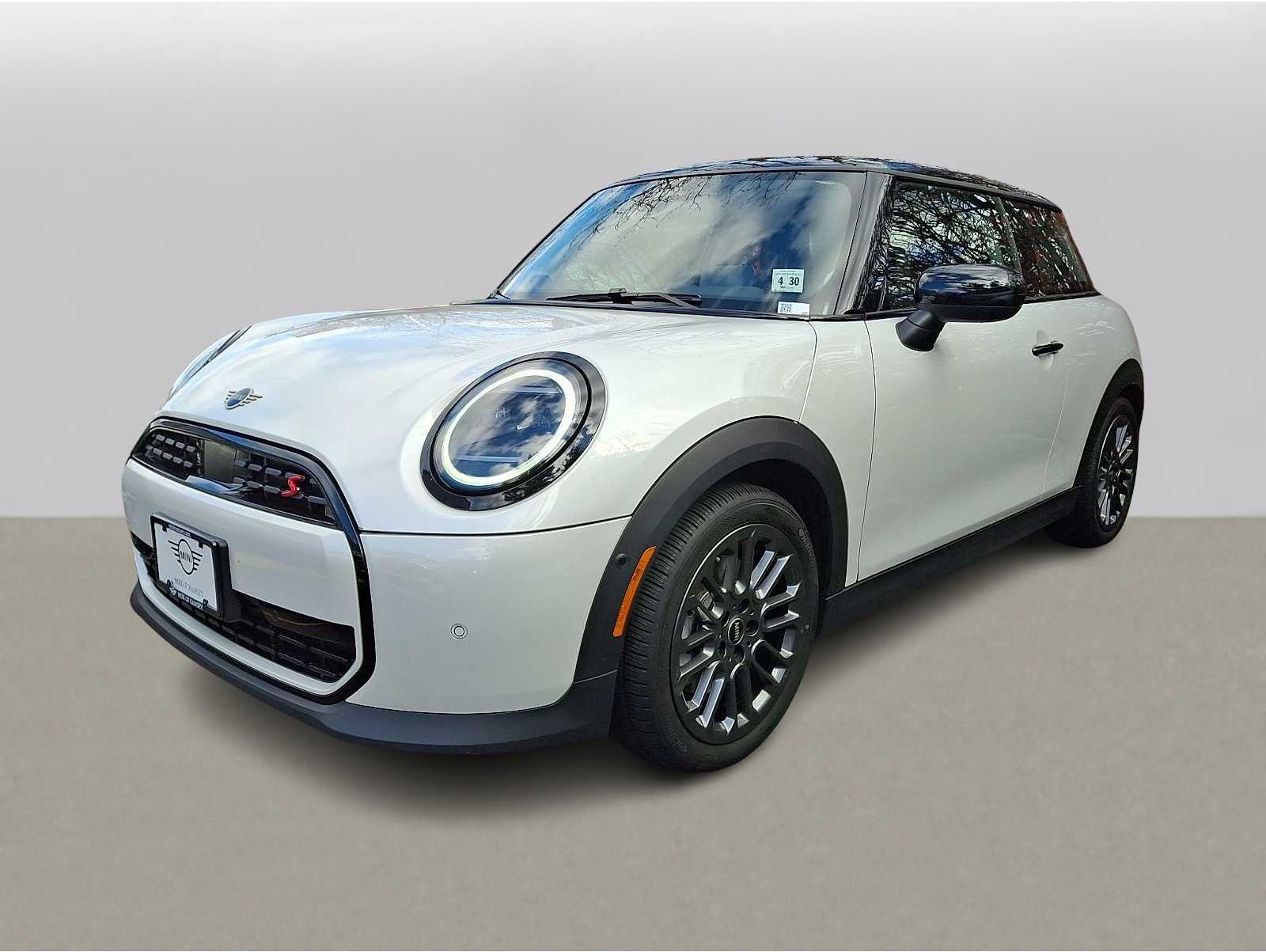 2025 MINI Hardtop 2 Door S's photo