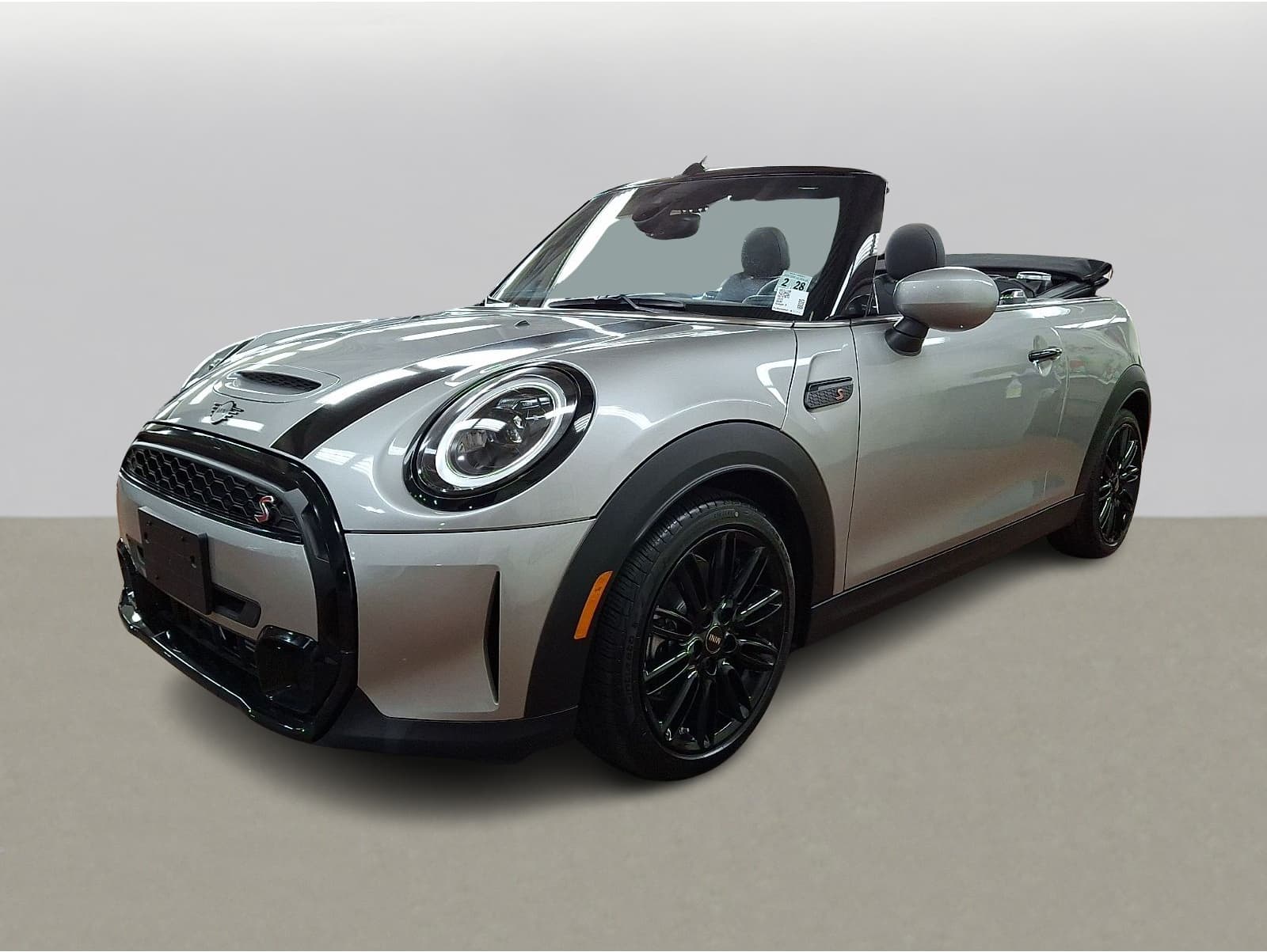 2023 MINI Convertible S's photo
