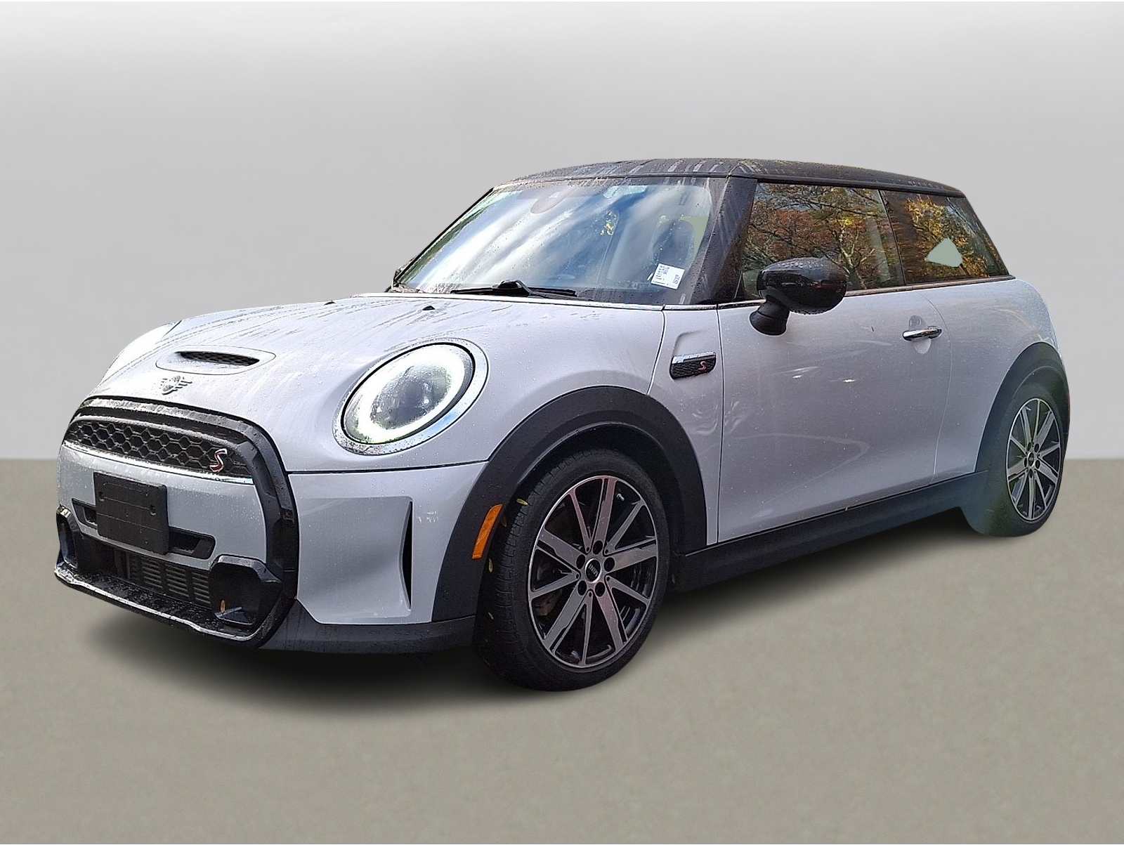 2023 MINI 3 Door S's photo