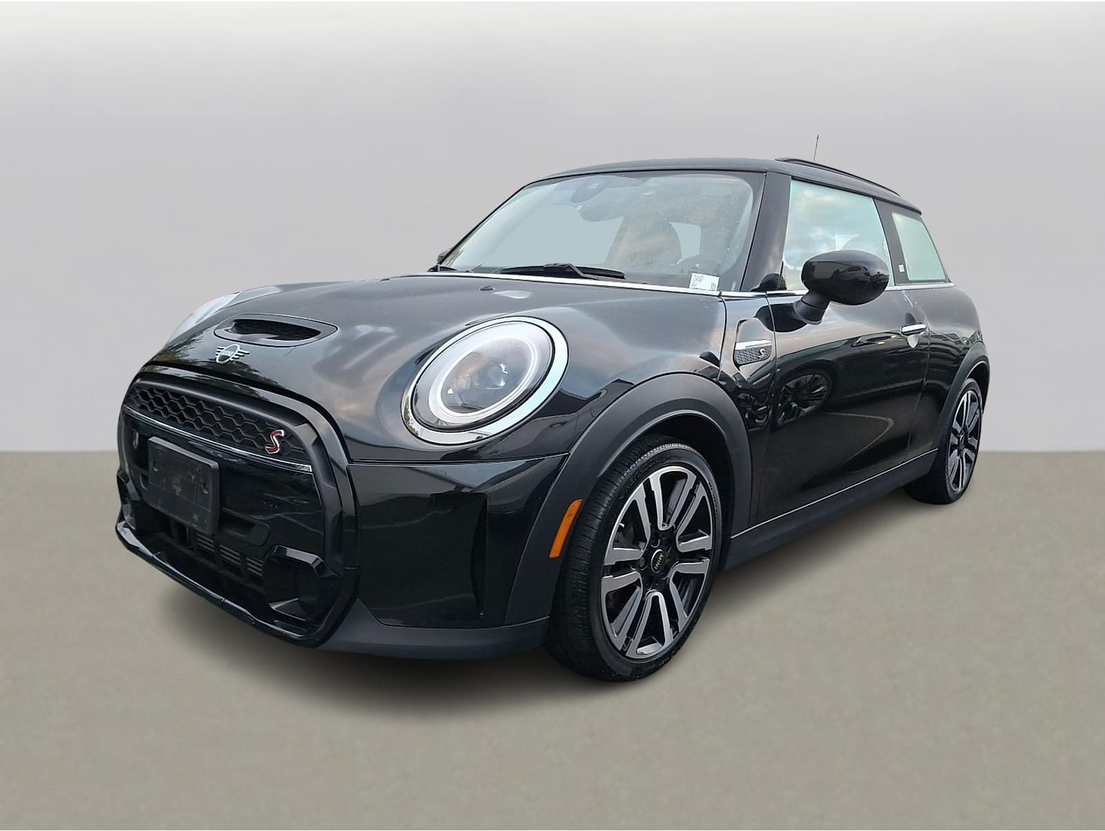 2023 MINI 3 Door S's photo