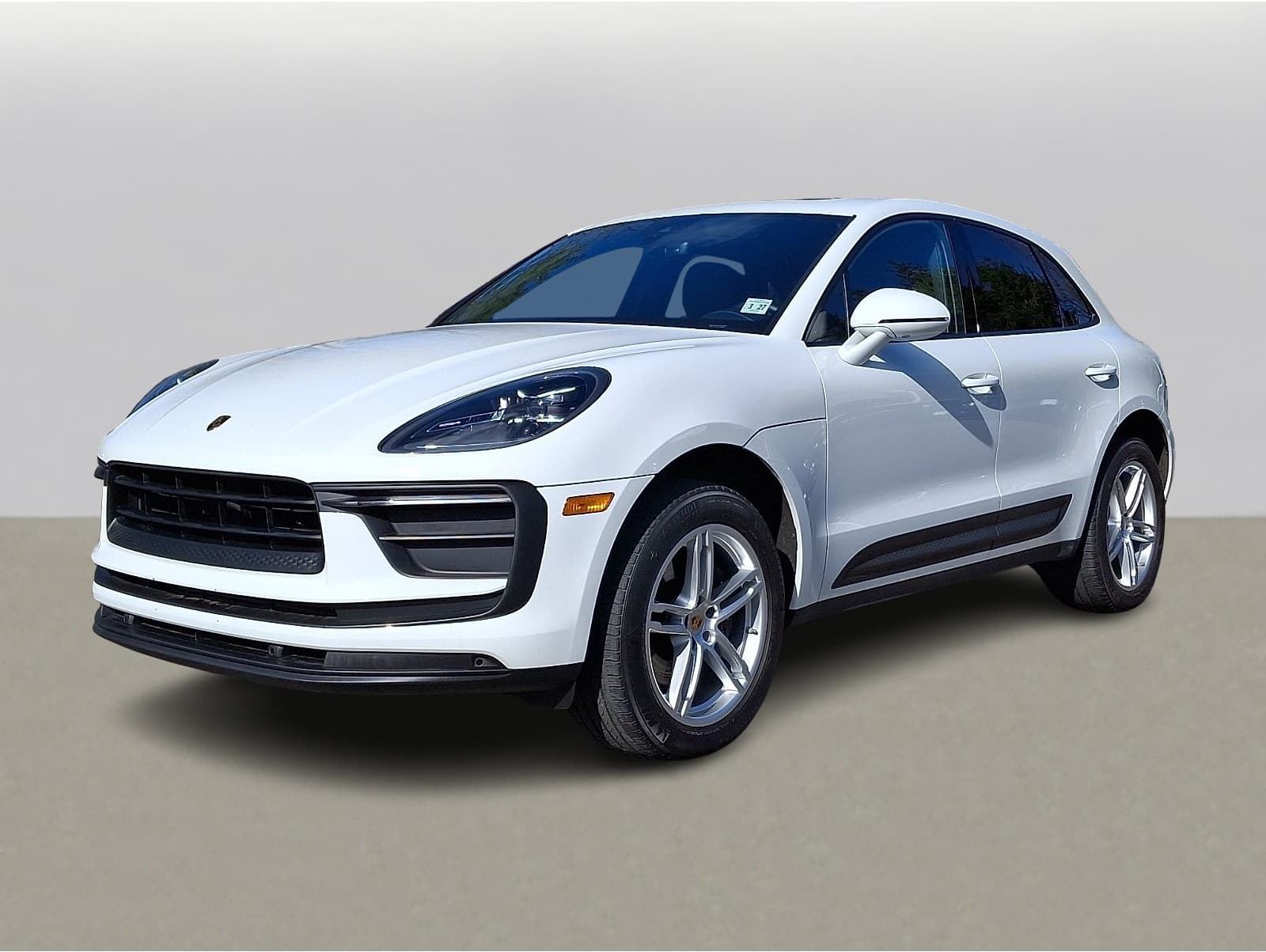 2022 Porsche Macan Base