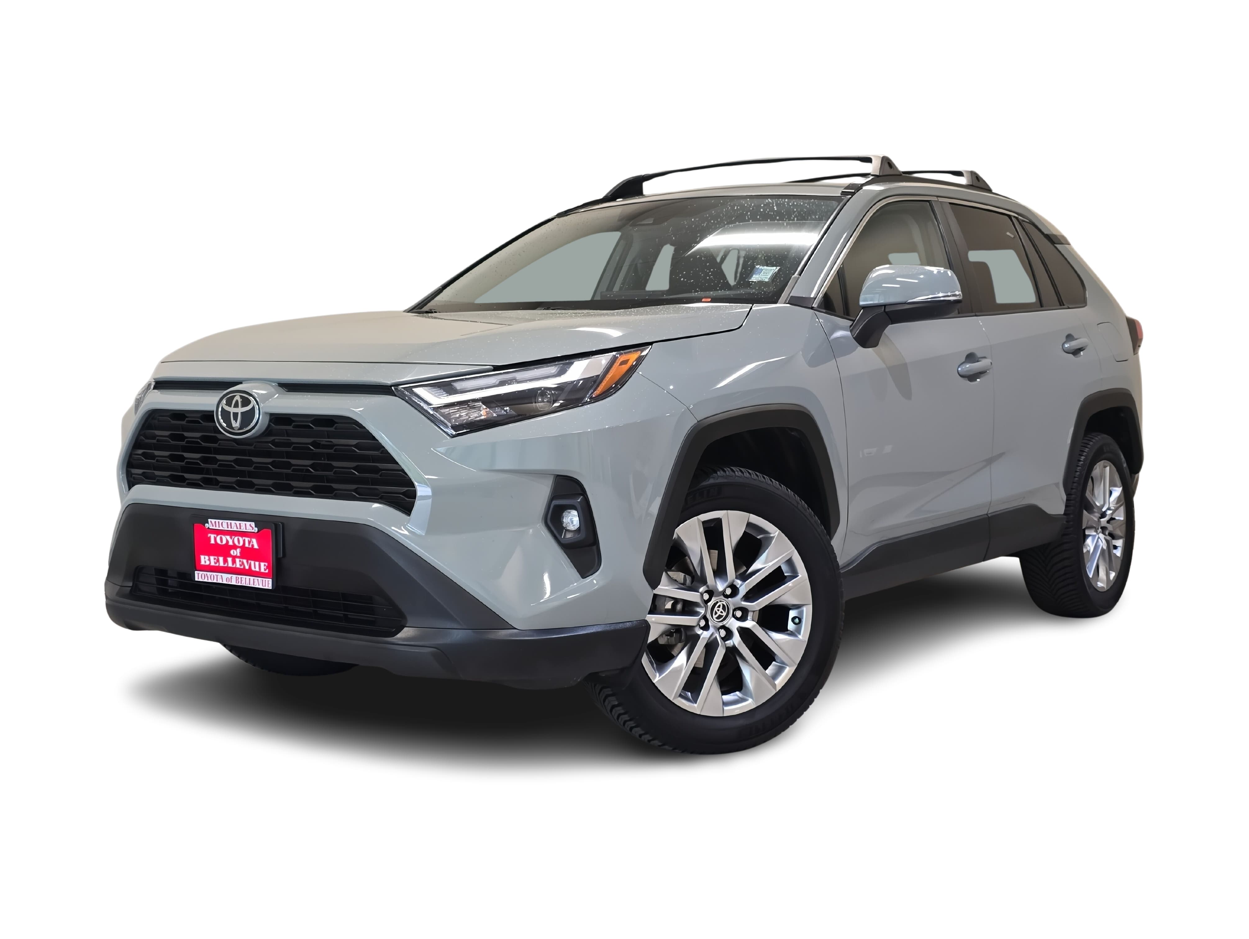 Thumbnail: 2022 Toyota RAV4 - 1