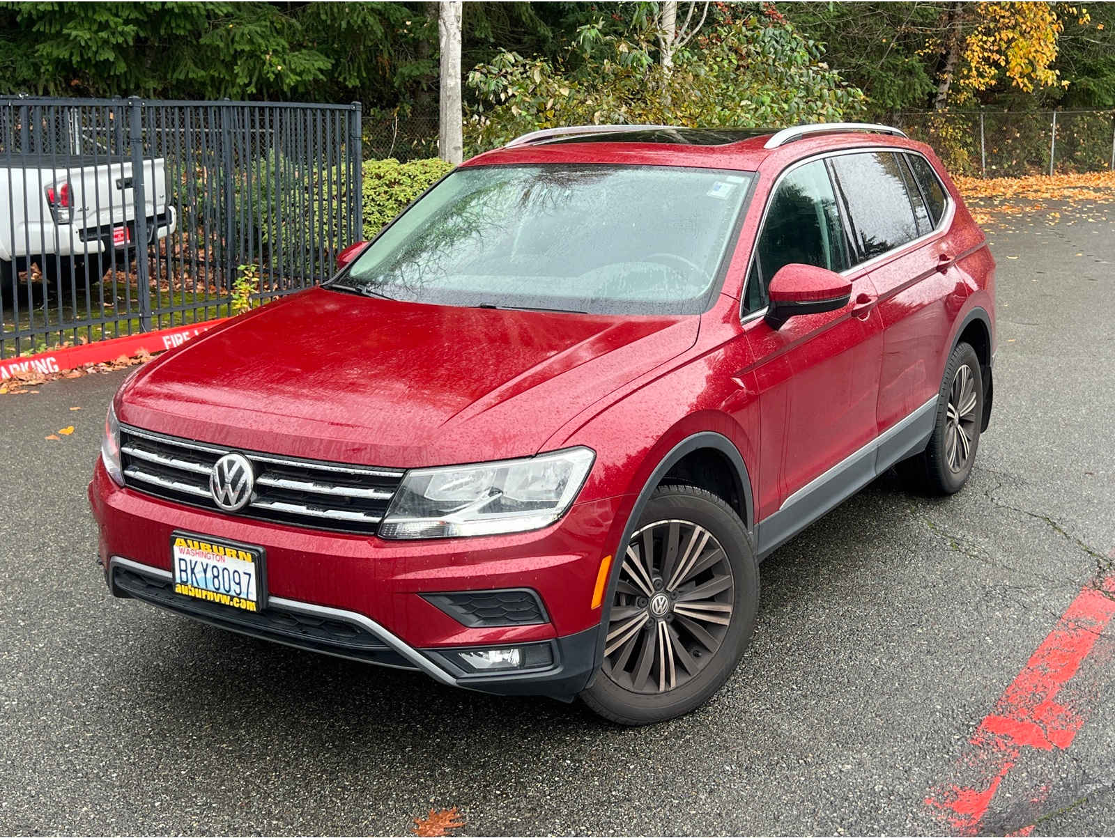 2018 Volkswagen Tiguan SEL's photo