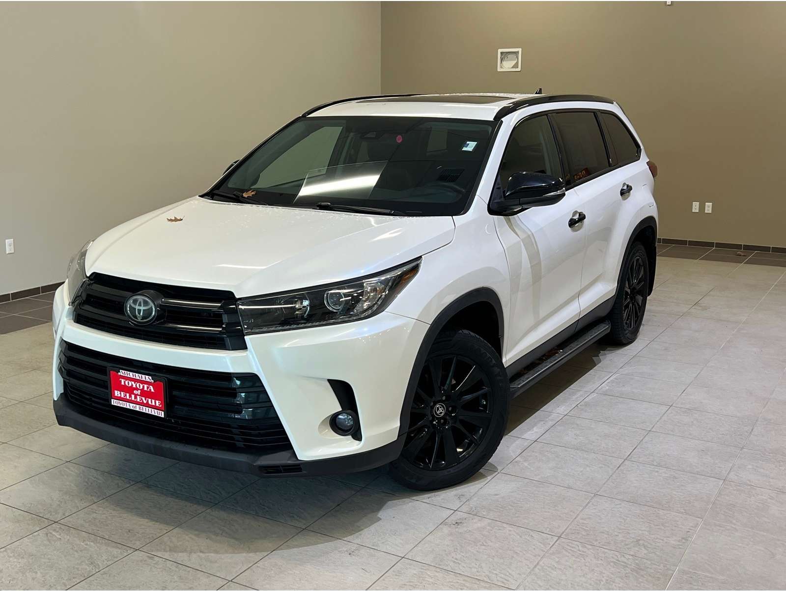 2019 Toyota Highlander SE