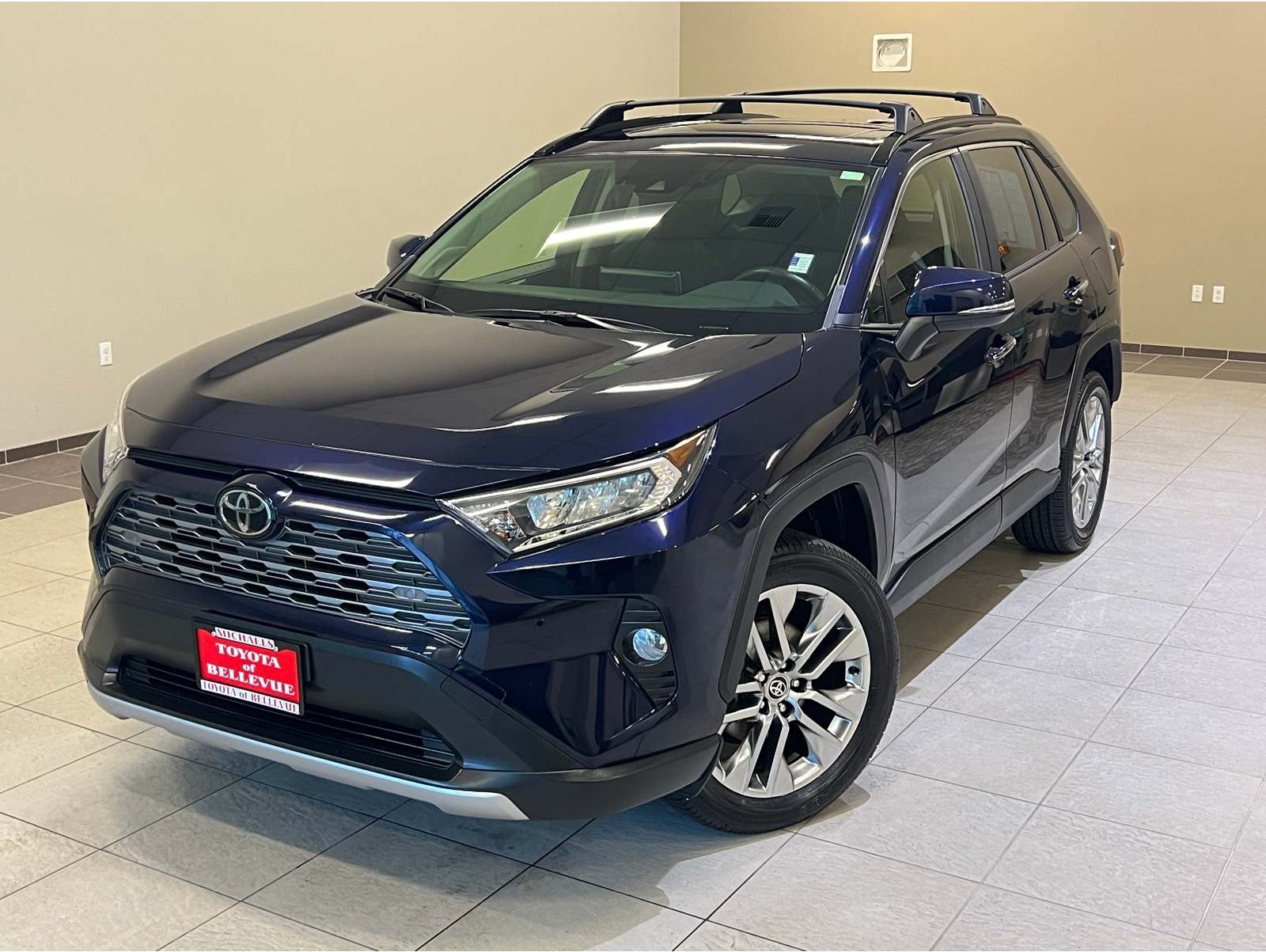 2021 Toyota RAV4 Limited's photo