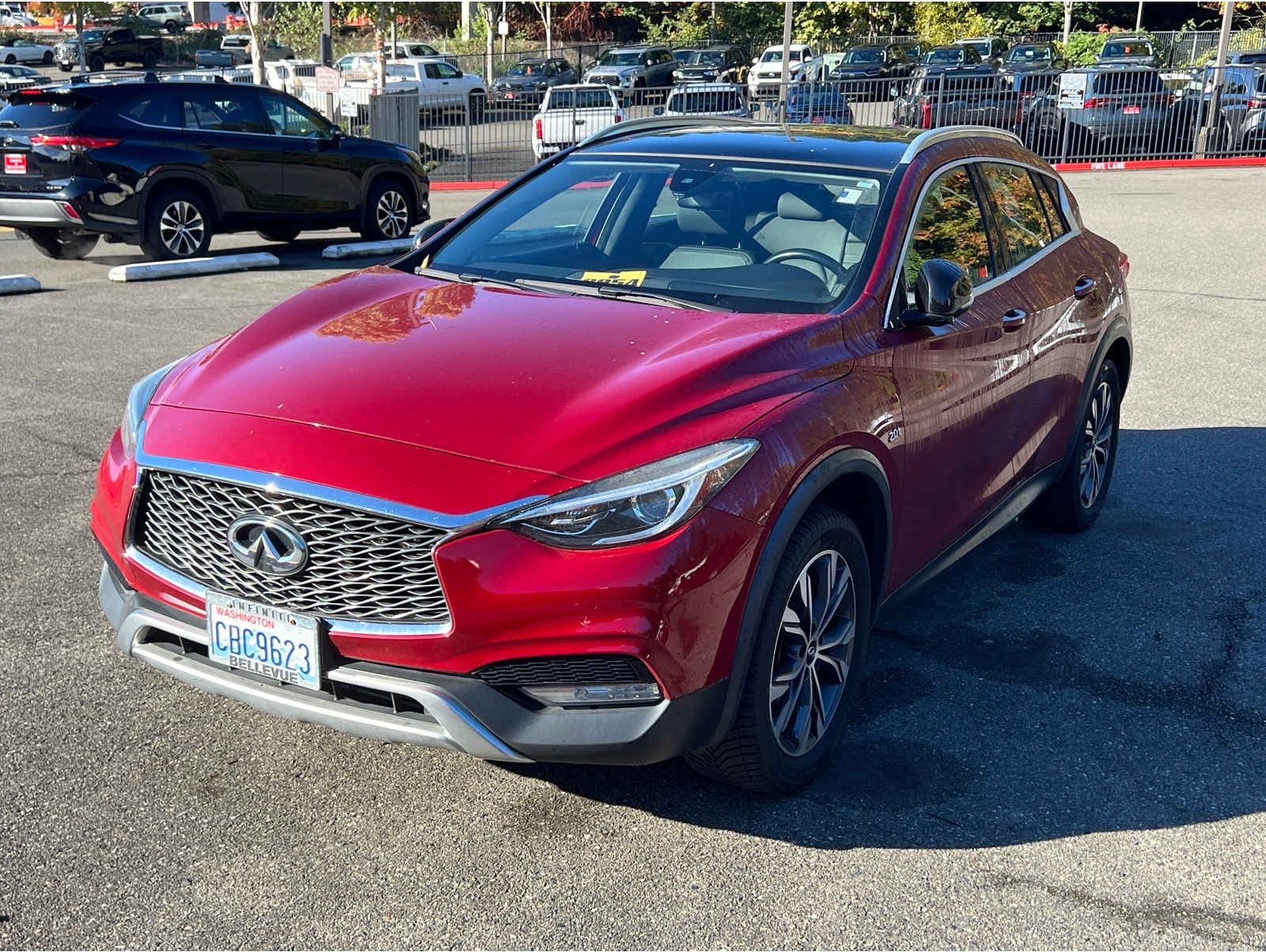2018 INFINITI QX30 Premium