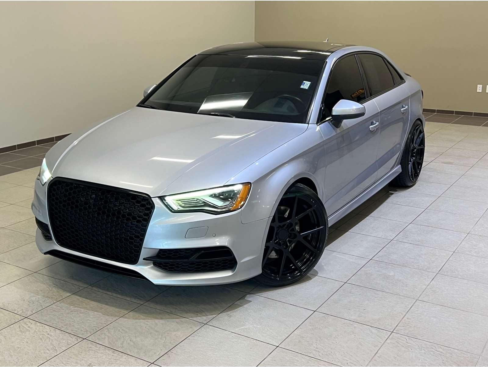 2016 Audi S3 Premium Plus's photo